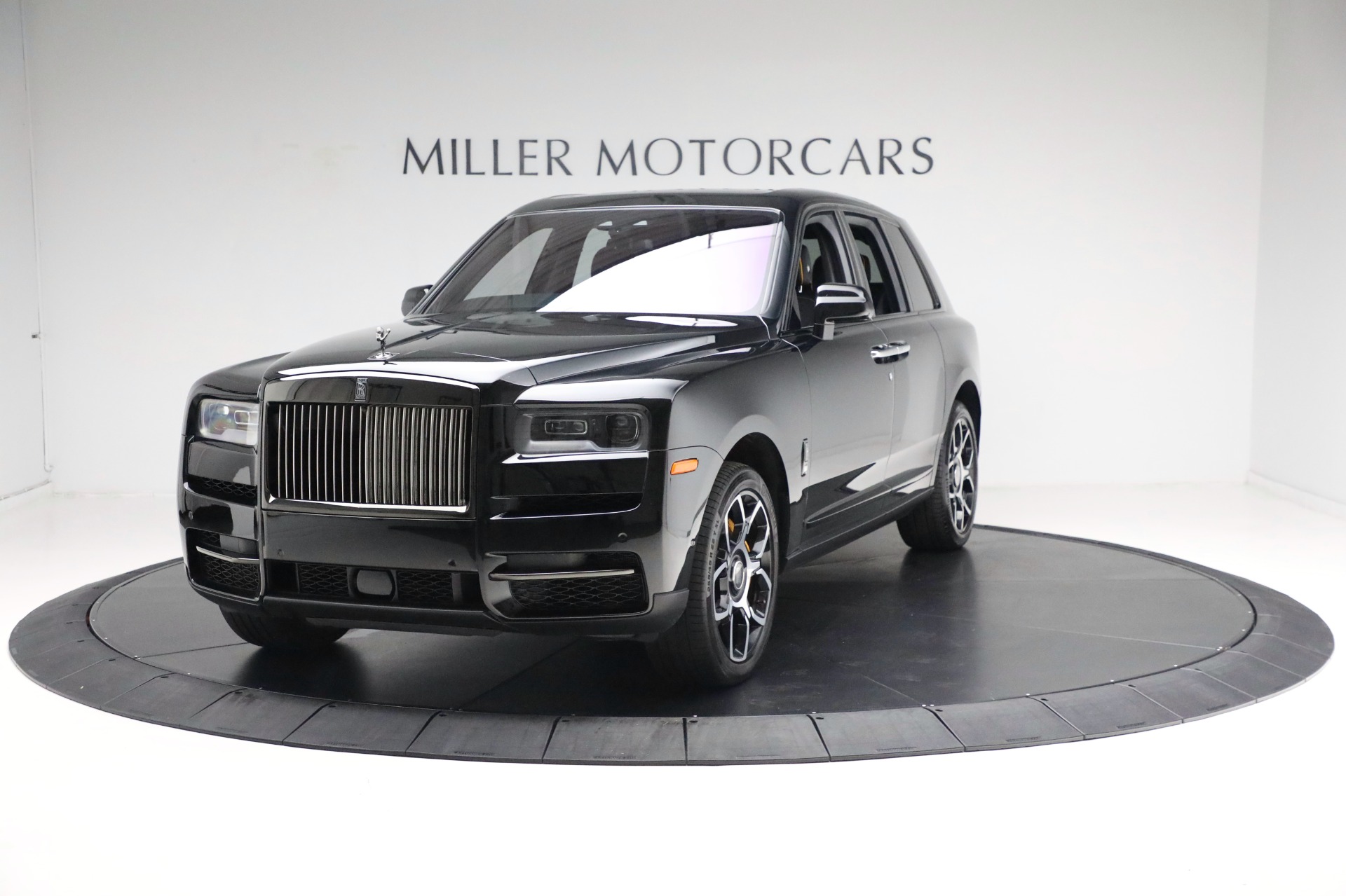Used-2022-Rolls-Royce-Black-Badge-Cullinan