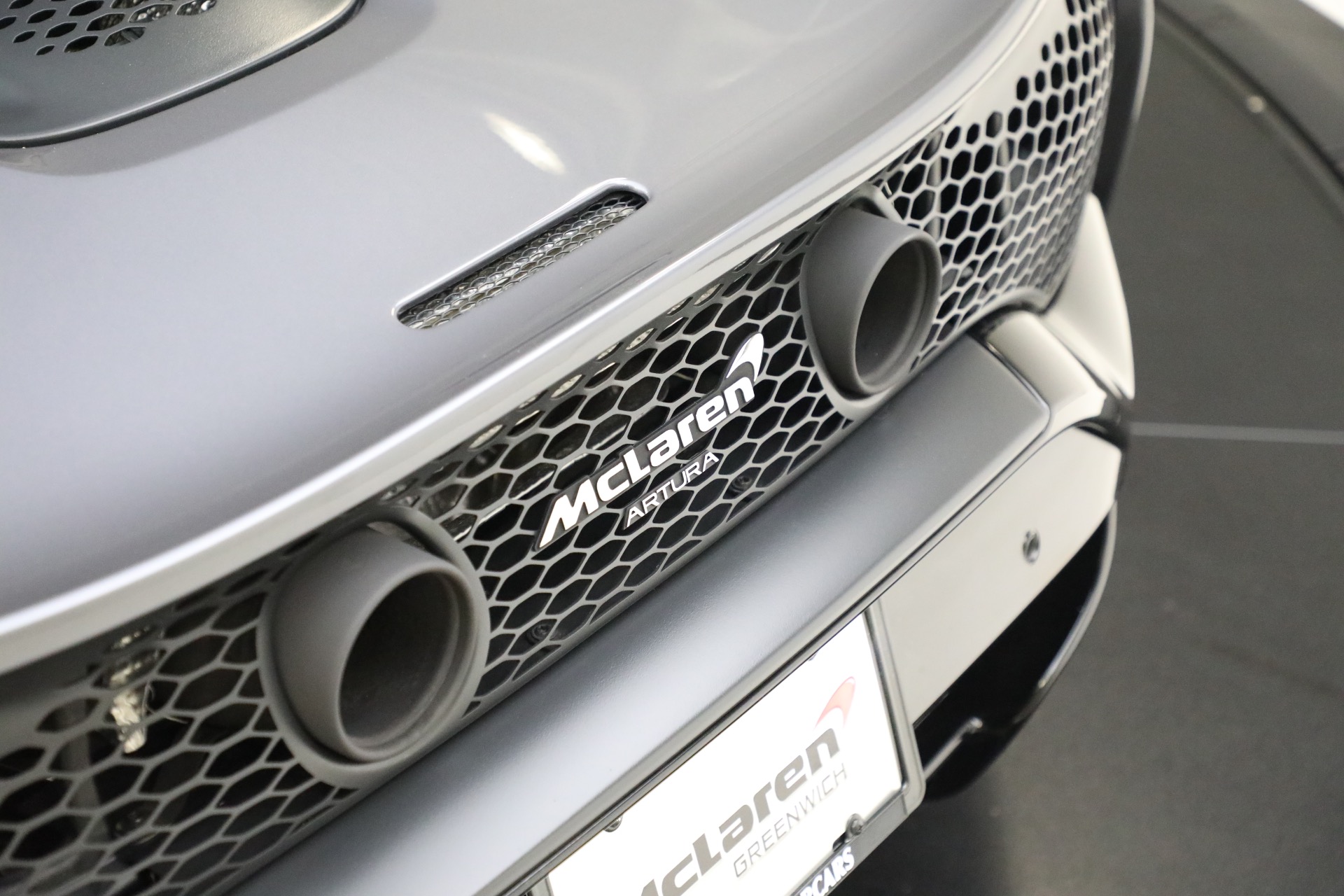 New-2024-McLaren-Artura-TechLux