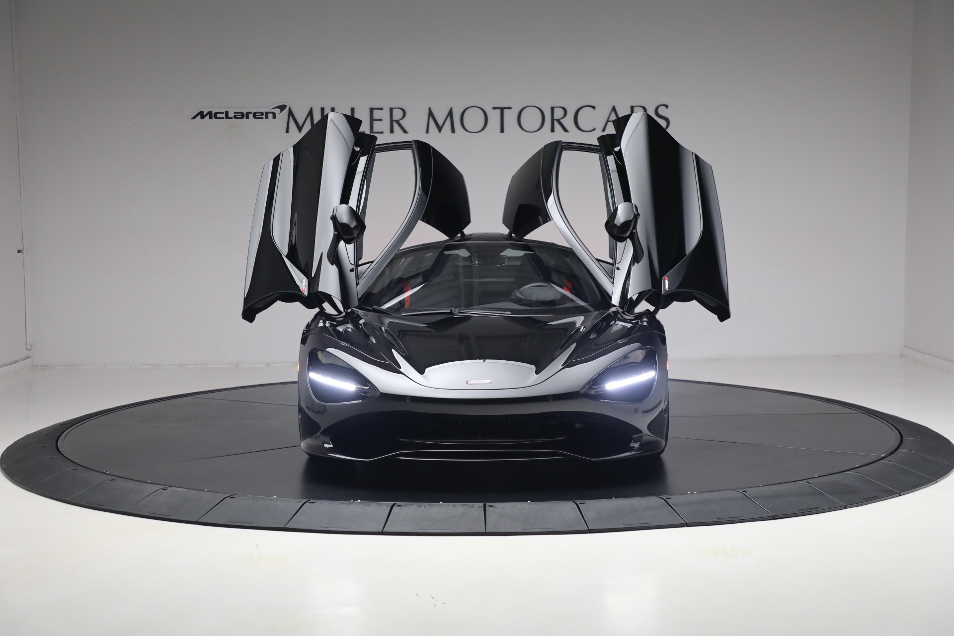 New-2024-McLaren-750S