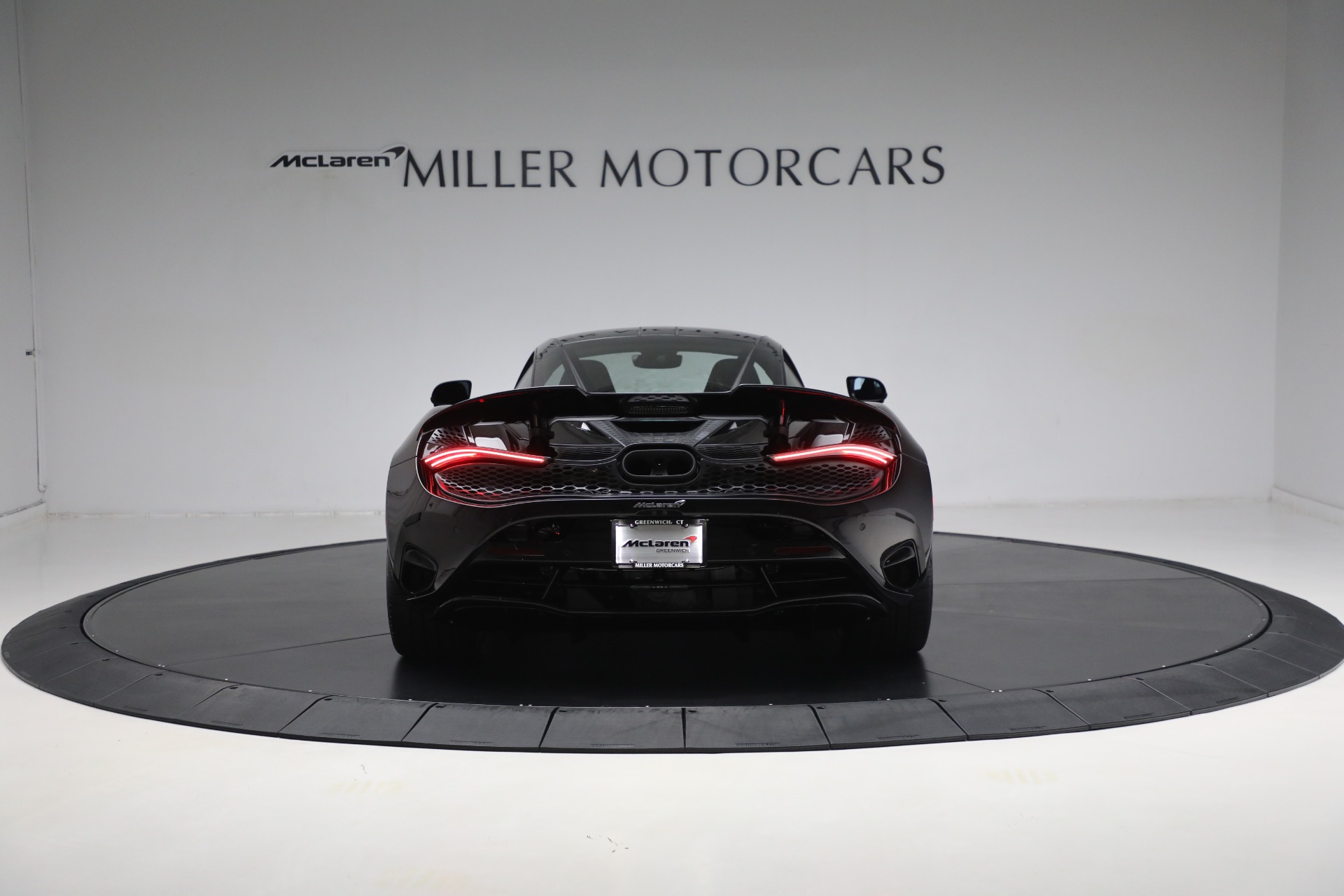 New-2024-McLaren-750S