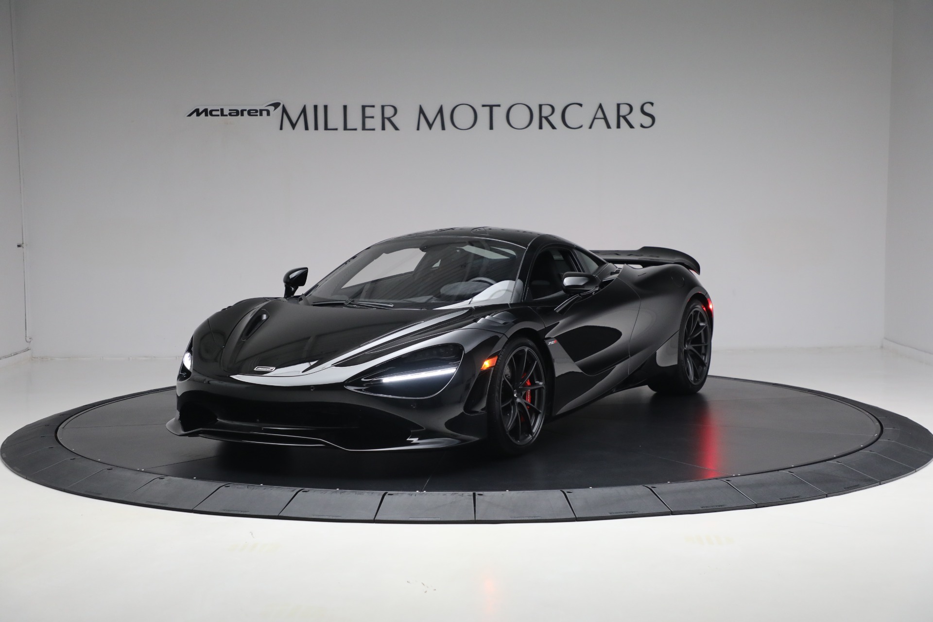 New-2024-McLaren-750S