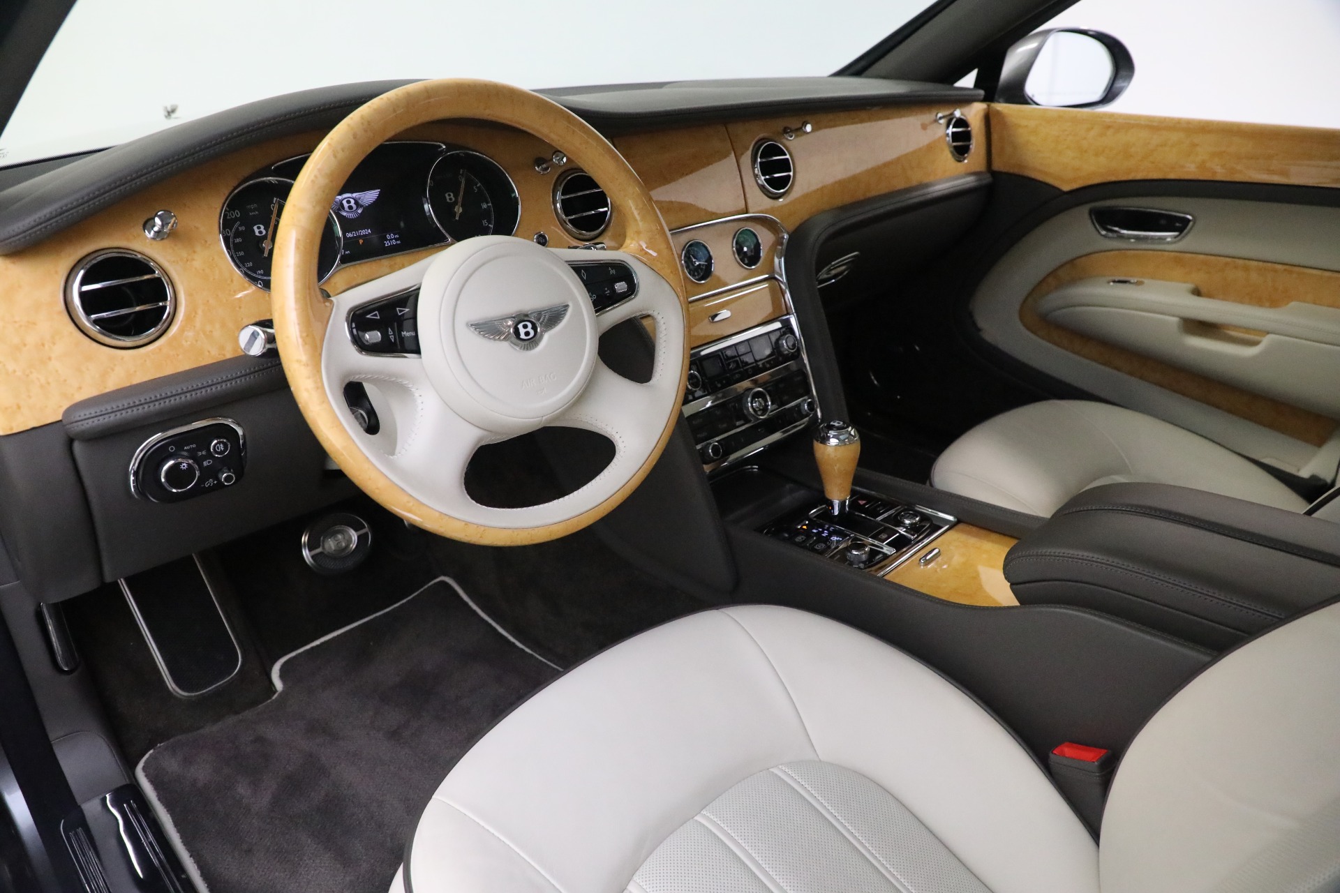 Used-2013-Bentley-Mulsanne