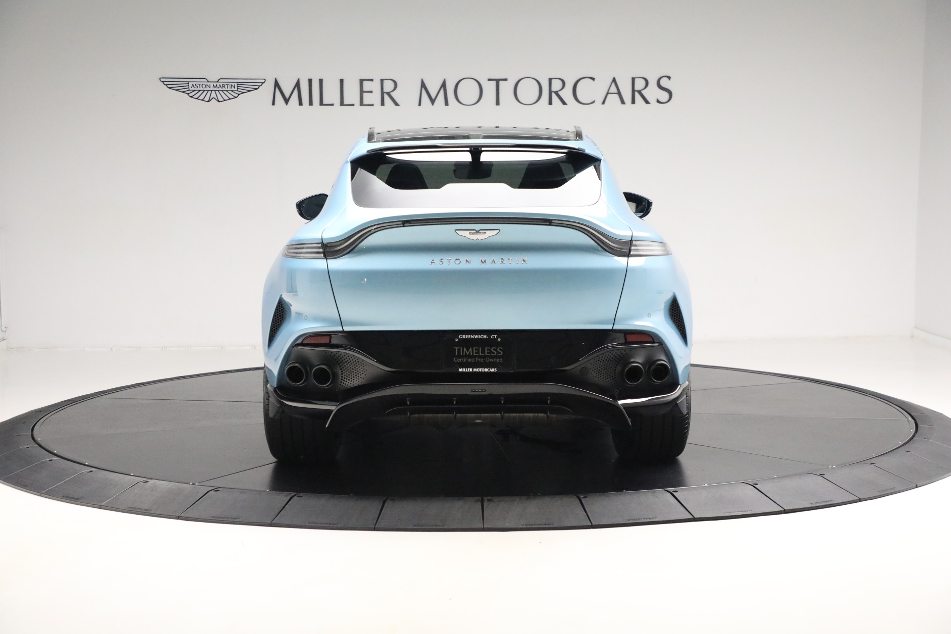 Used-2024-Aston-Martin-DBX-707