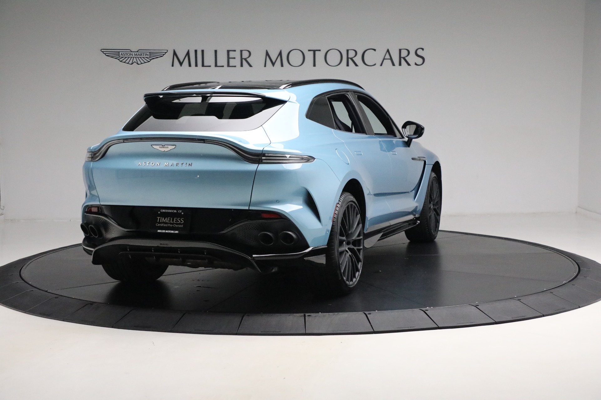 Used-2024-Aston-Martin-DBX-707