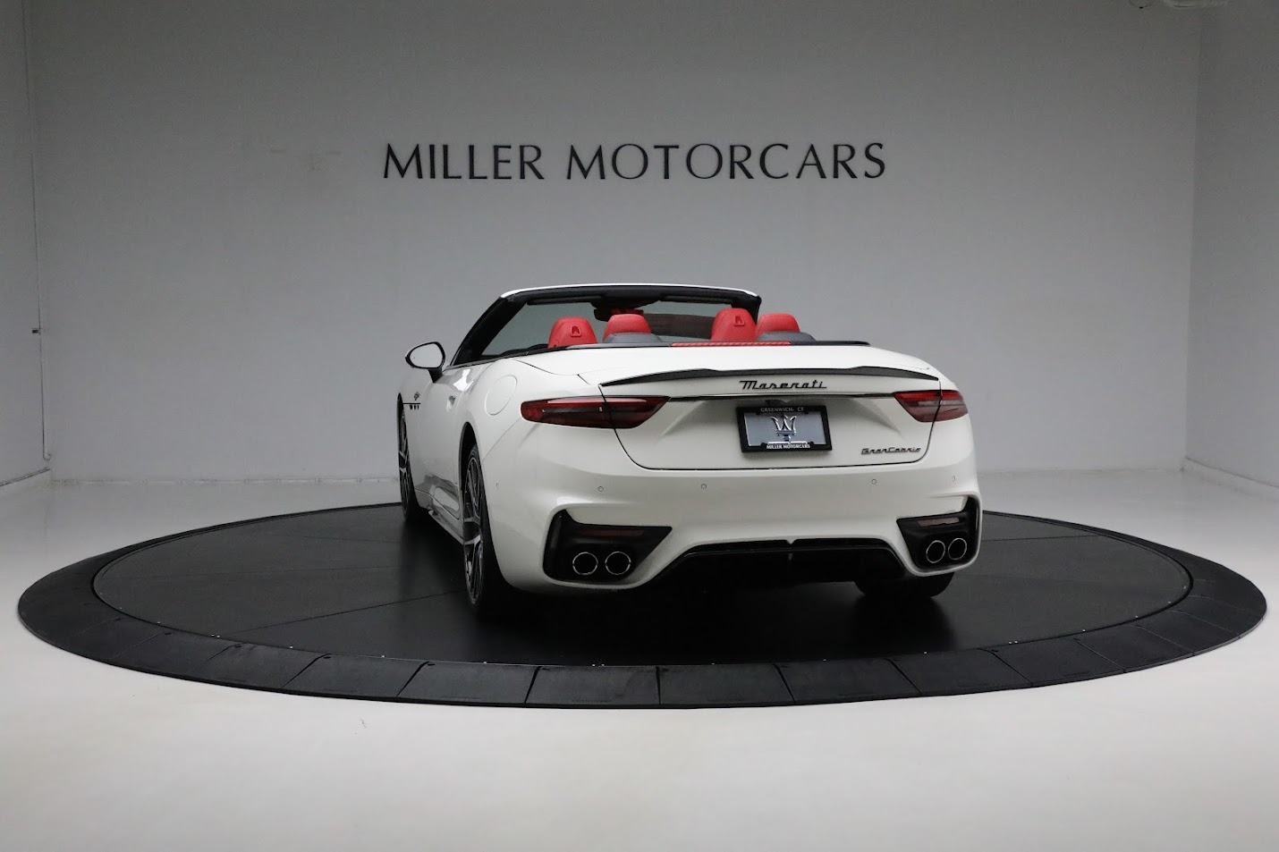 New-2024-Maserati-GranCabrio-Trofeo