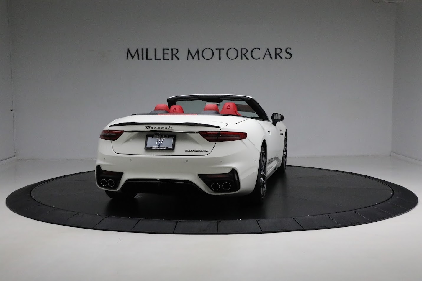 New-2024-Maserati-GranCabrio-Trofeo