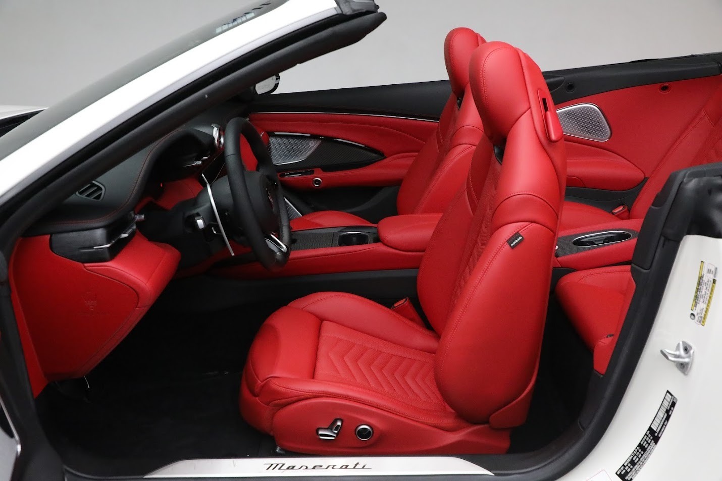 New-2024-Maserati-GranCabrio-Trofeo