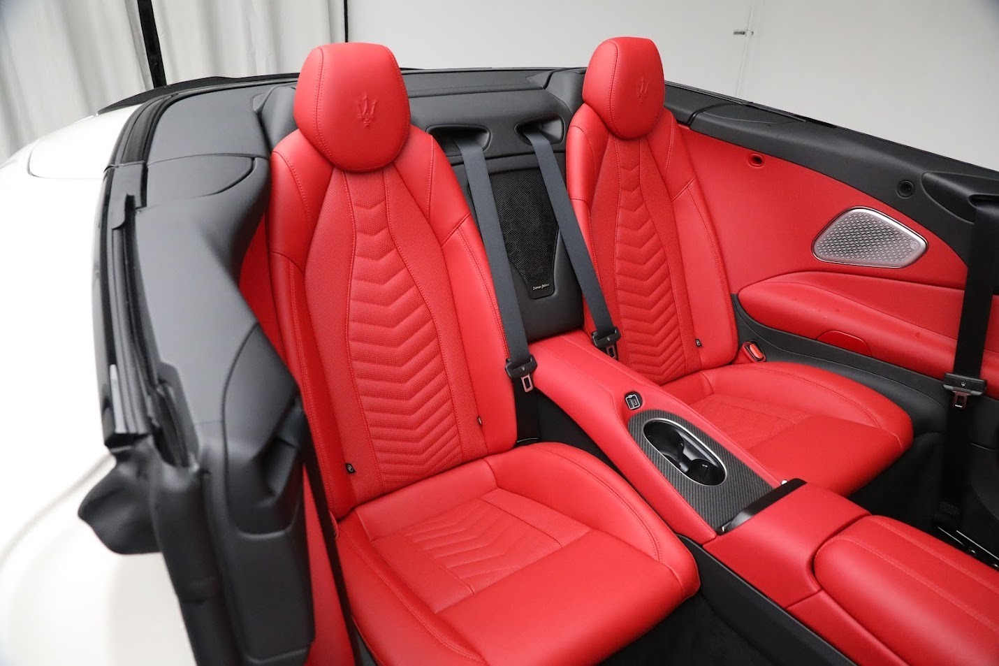 New-2024-Maserati-GranCabrio-Trofeo