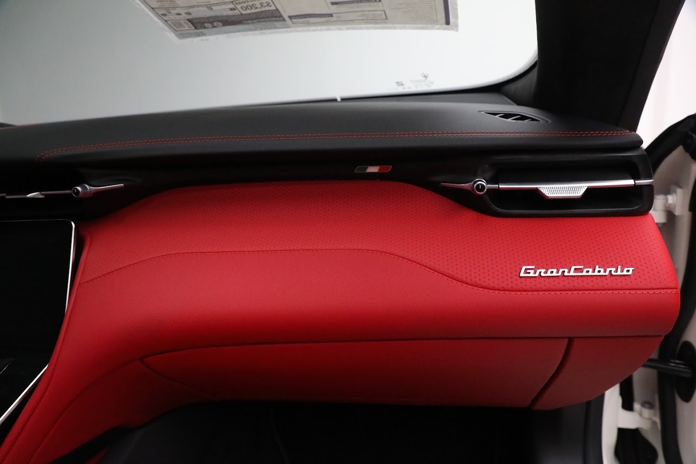 New-2024-Maserati-GranCabrio-Trofeo