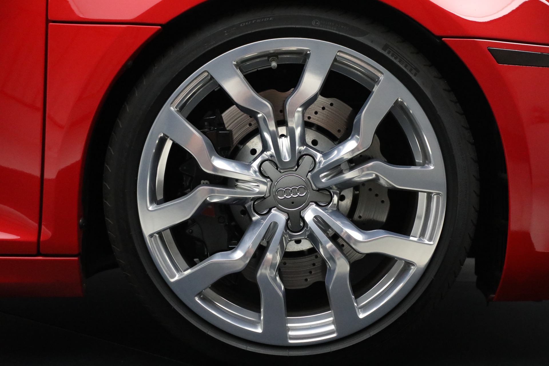 Used-2015-Audi-R8-52-quattro