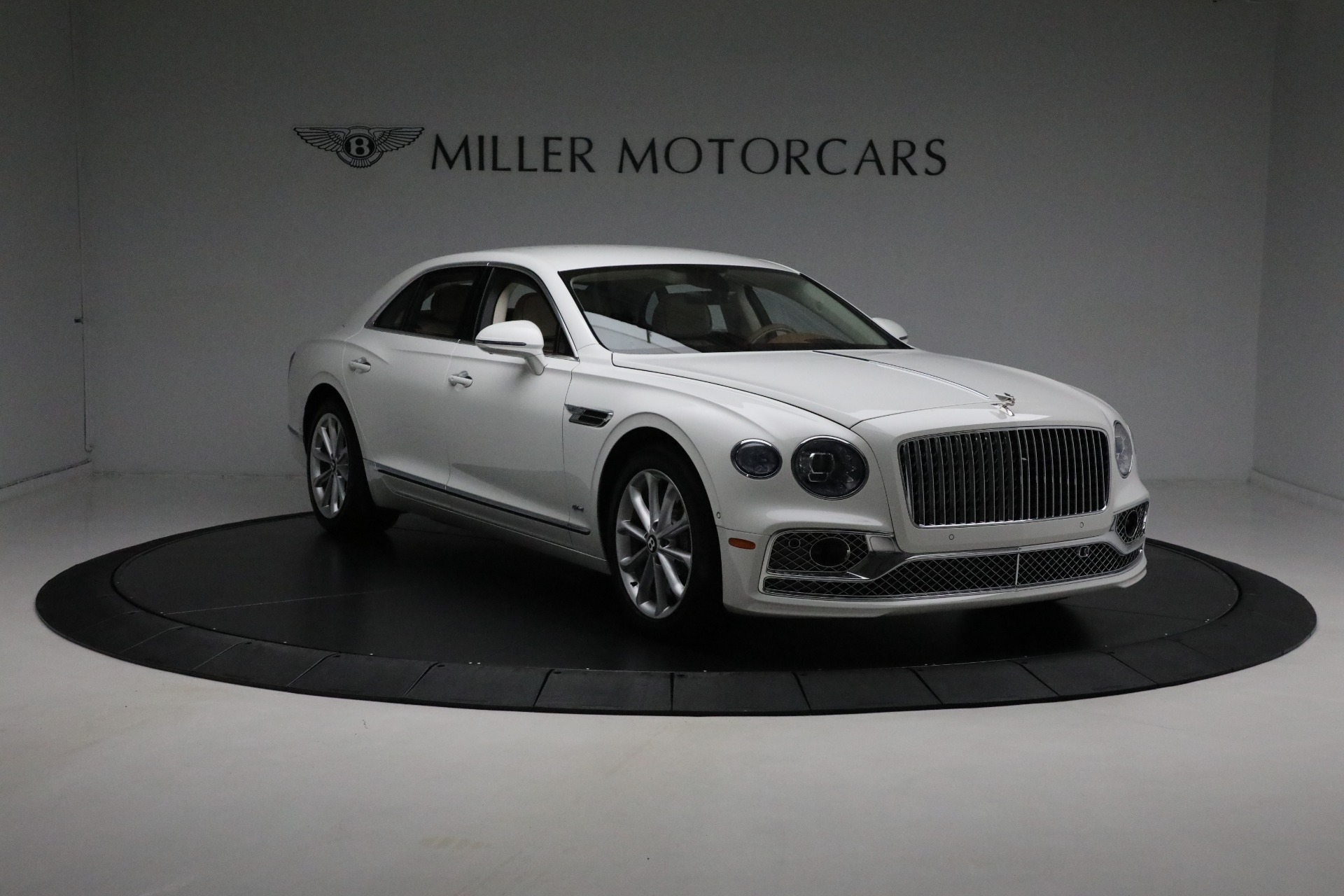 Used-2022-Bentley-Flying-Spur-Hybrid