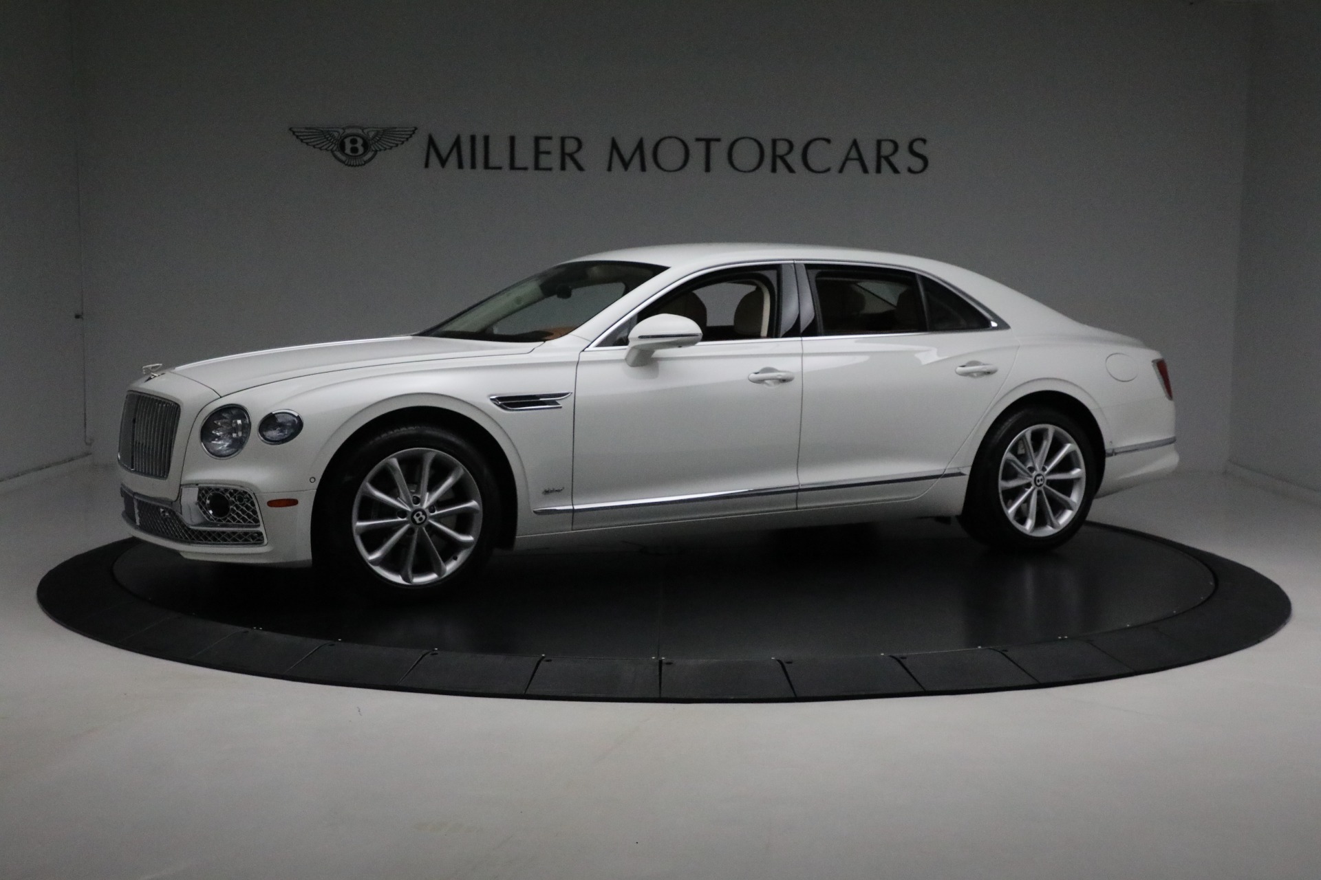 Used-2022-Bentley-Flying-Spur-Hybrid