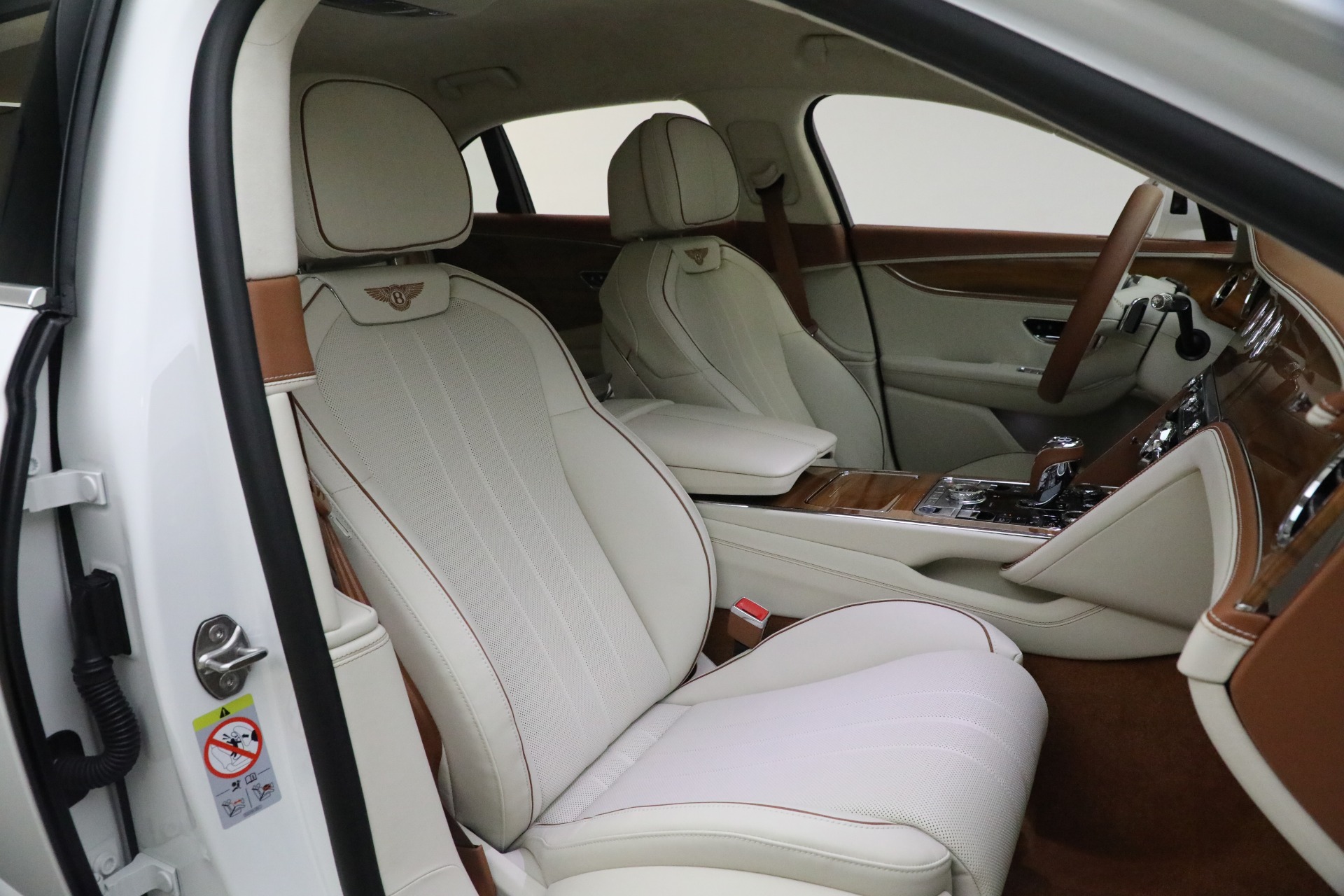 Used-2022-Bentley-Flying-Spur-Hybrid