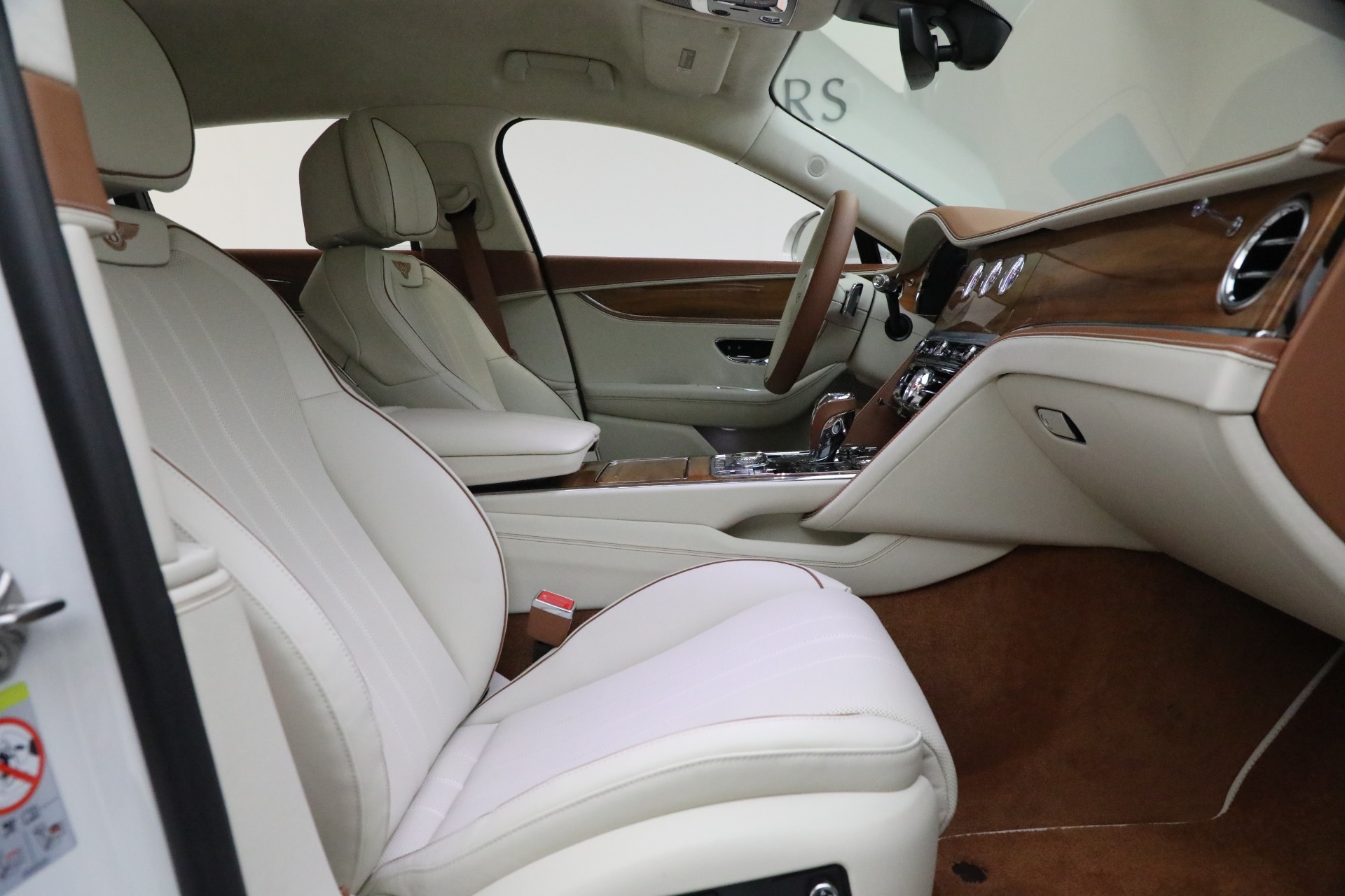 Used-2022-Bentley-Flying-Spur-Hybrid