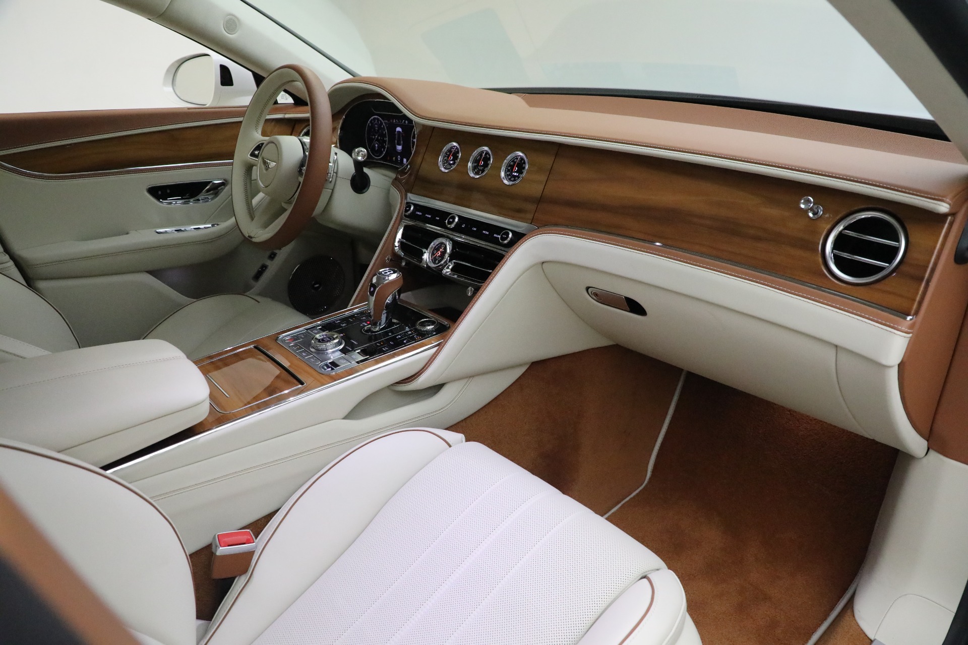 Used-2022-Bentley-Flying-Spur-Hybrid