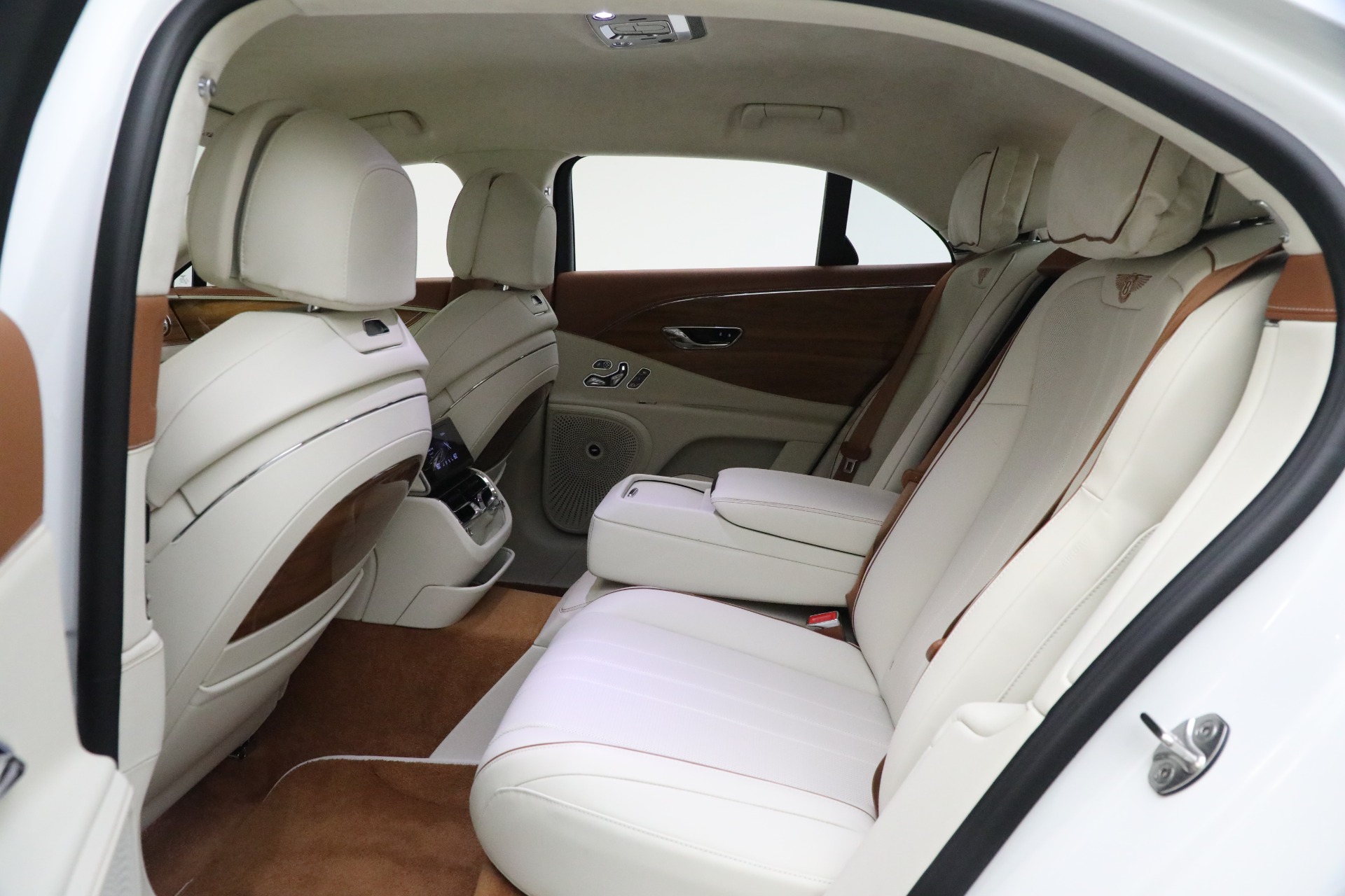 Used-2022-Bentley-Flying-Spur-Hybrid