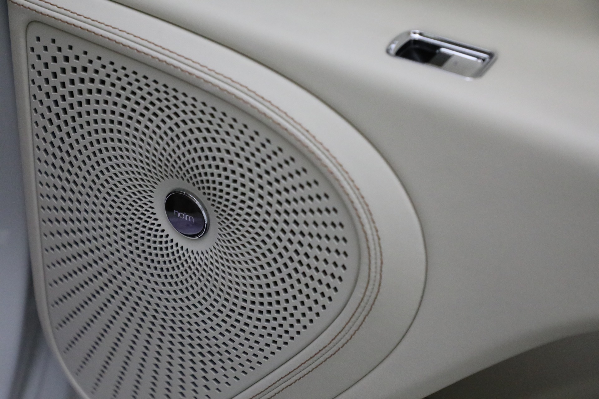 Used-2022-Bentley-Flying-Spur-Hybrid