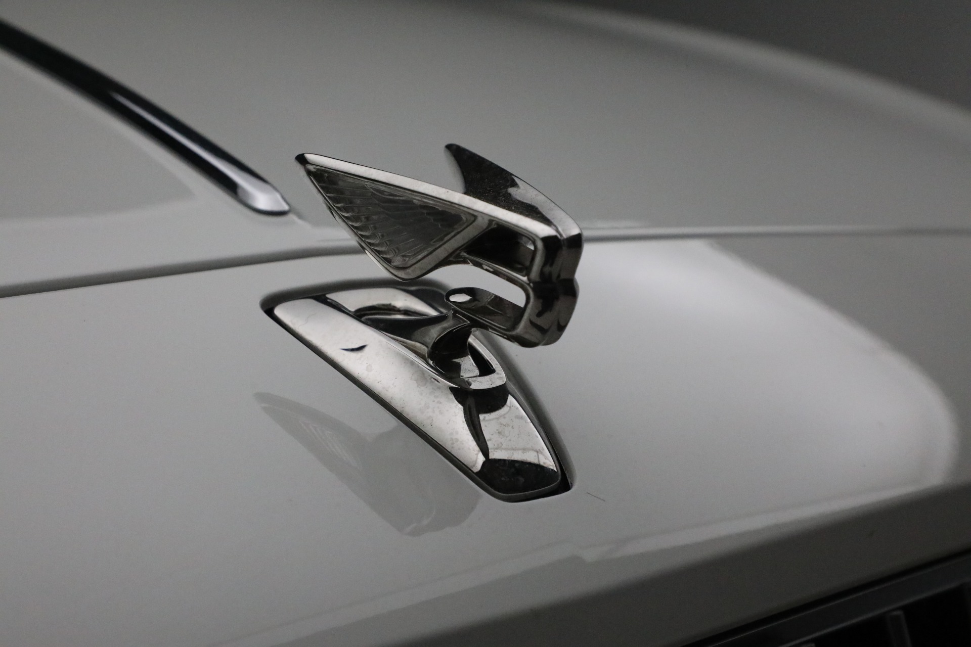 Used-2022-Bentley-Flying-Spur-Hybrid