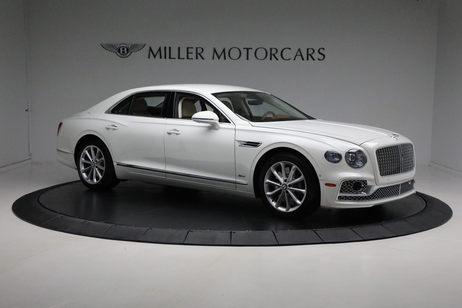 Used-2022-Bentley-Flying-Spur-Hybrid