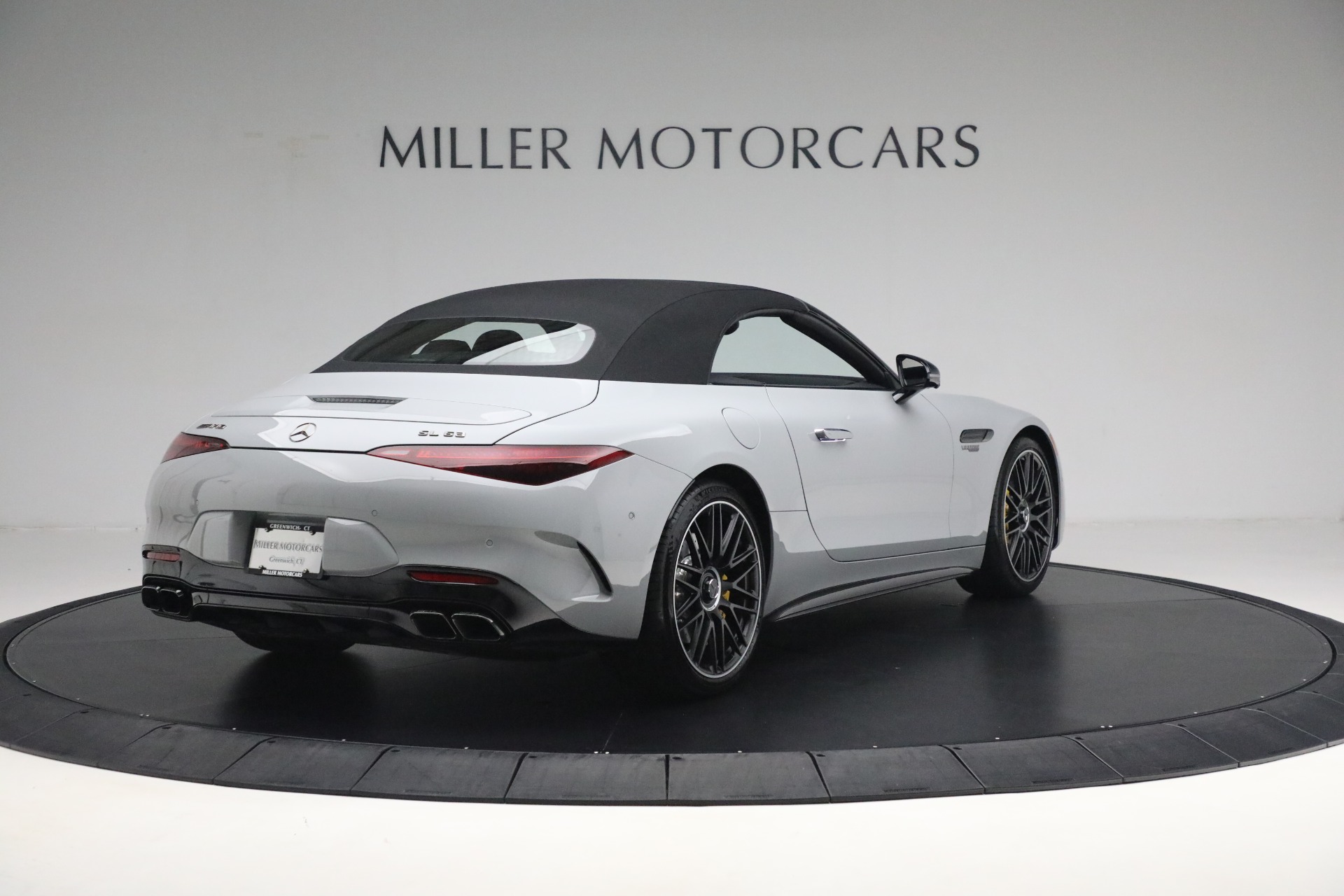 Used-2022-Mercedes-Benz-SL-Class-AMG-SL-63