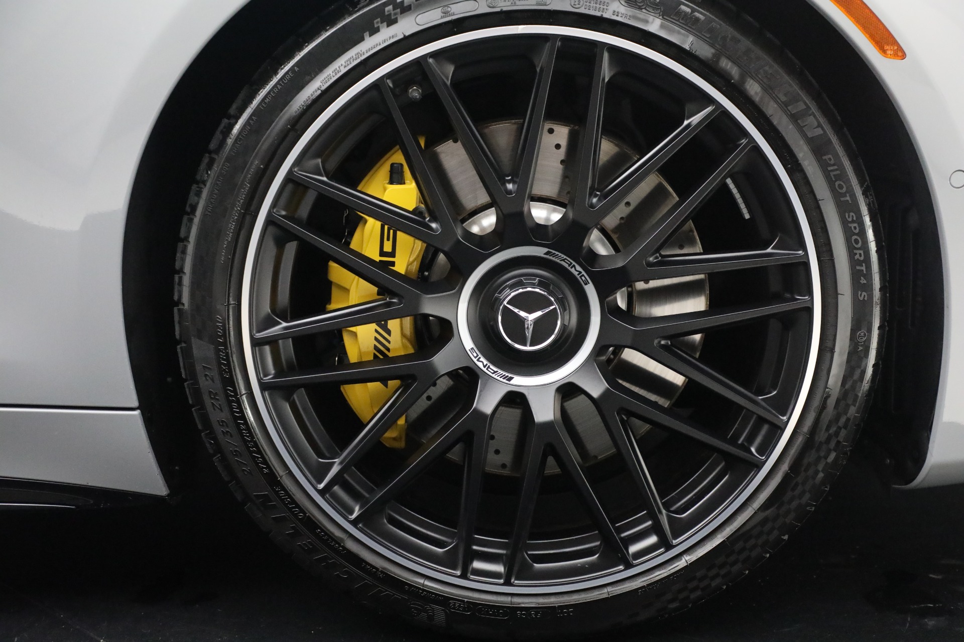 Used-2022-Mercedes-Benz-SL-Class-AMG-SL-63