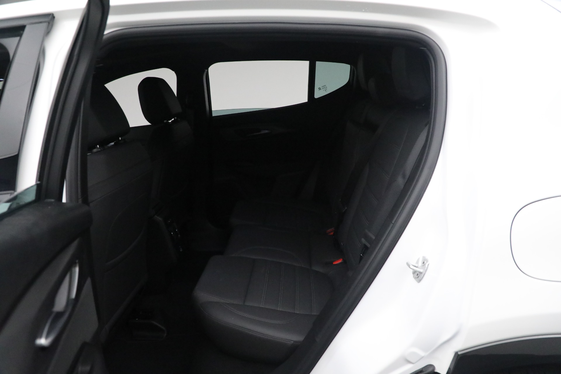 Used-2024-Alfa-Romeo-Tonale-Veloce