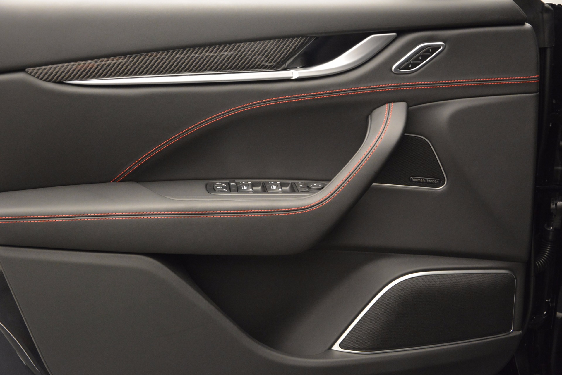 New-2017-Maserati-Levante-S