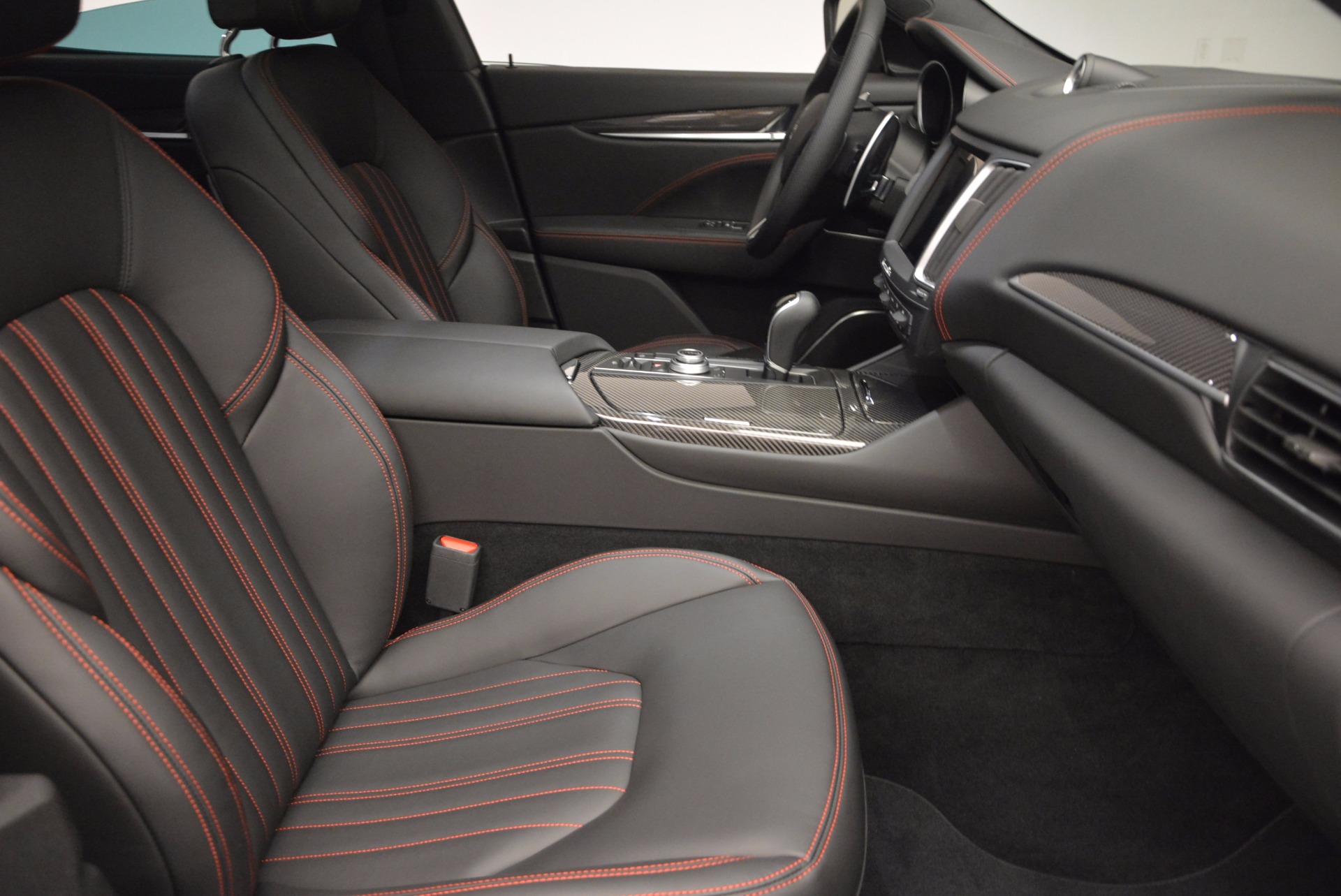 New-2017-Maserati-Levante-S