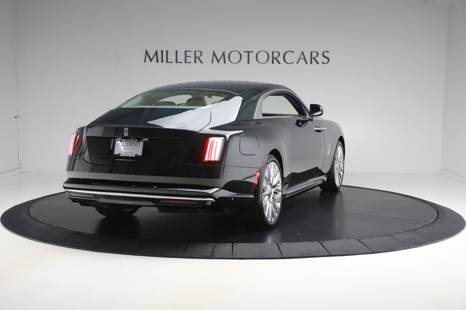 New-2024-Rolls-Royce-Spectre