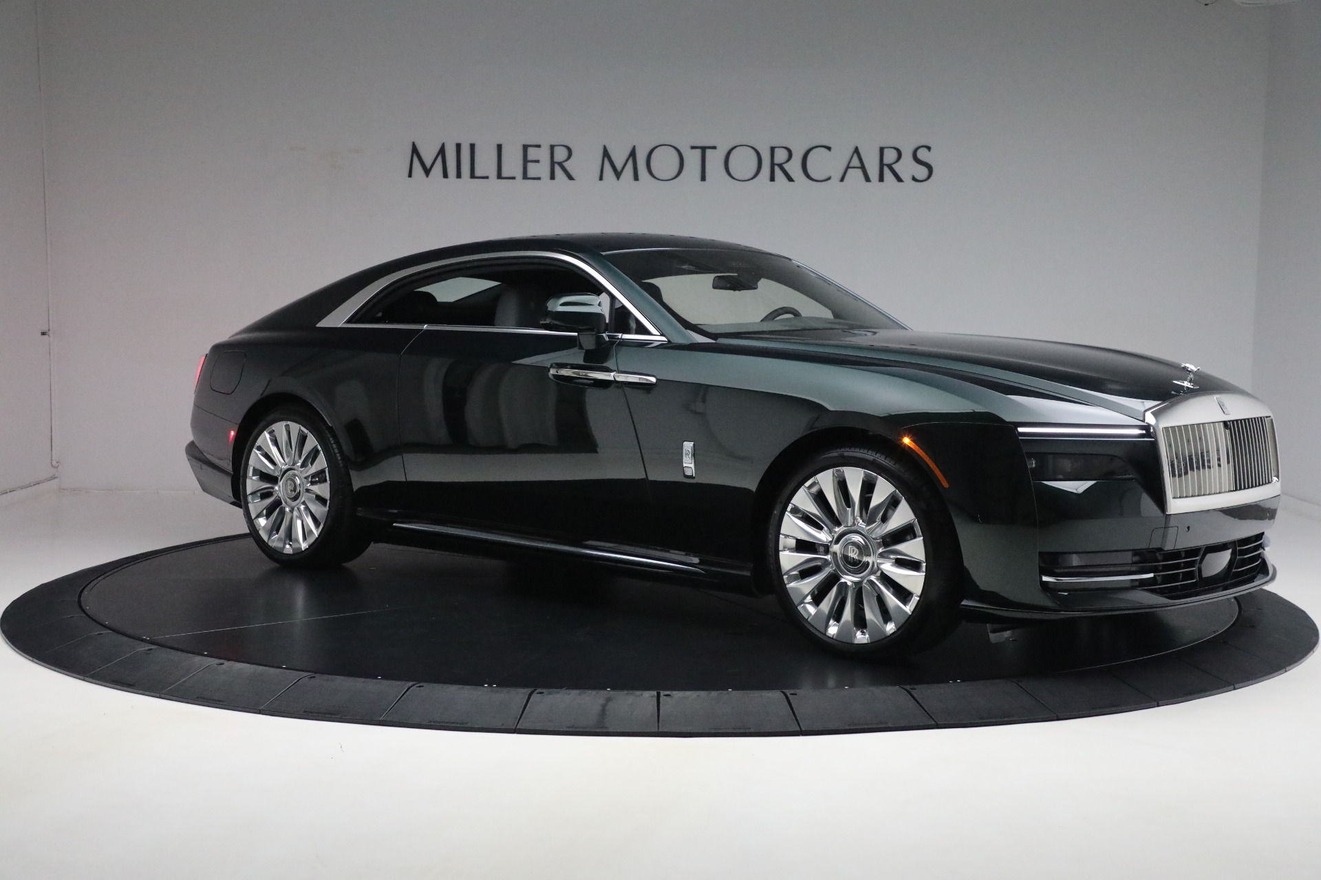 New-2024-Rolls-Royce-Spectre