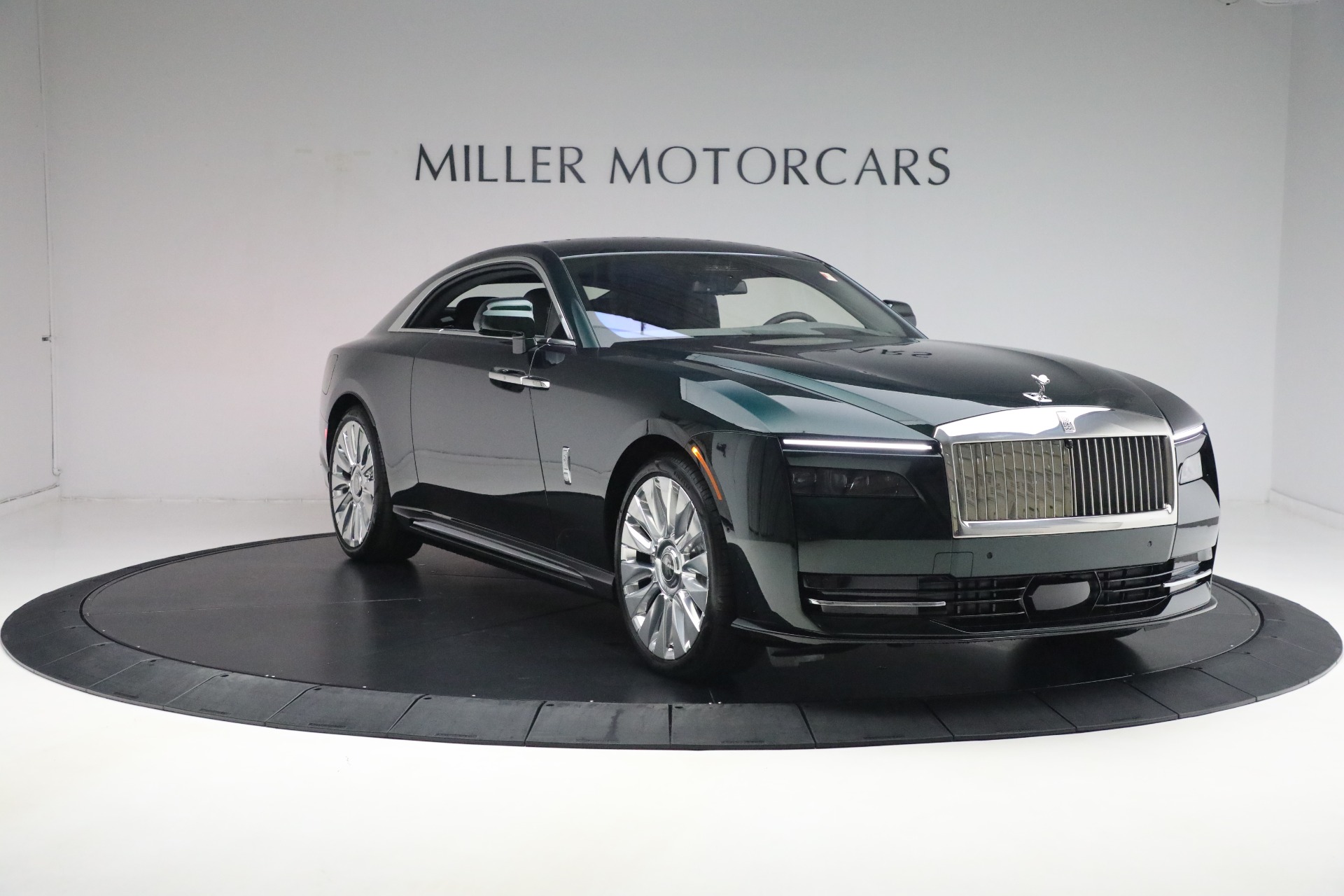 New-2024-Rolls-Royce-Spectre