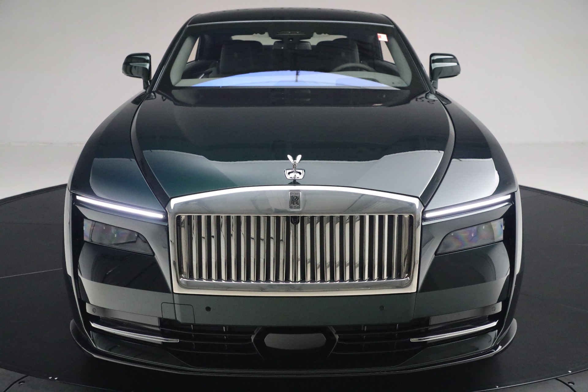 New-2024-Rolls-Royce-Spectre