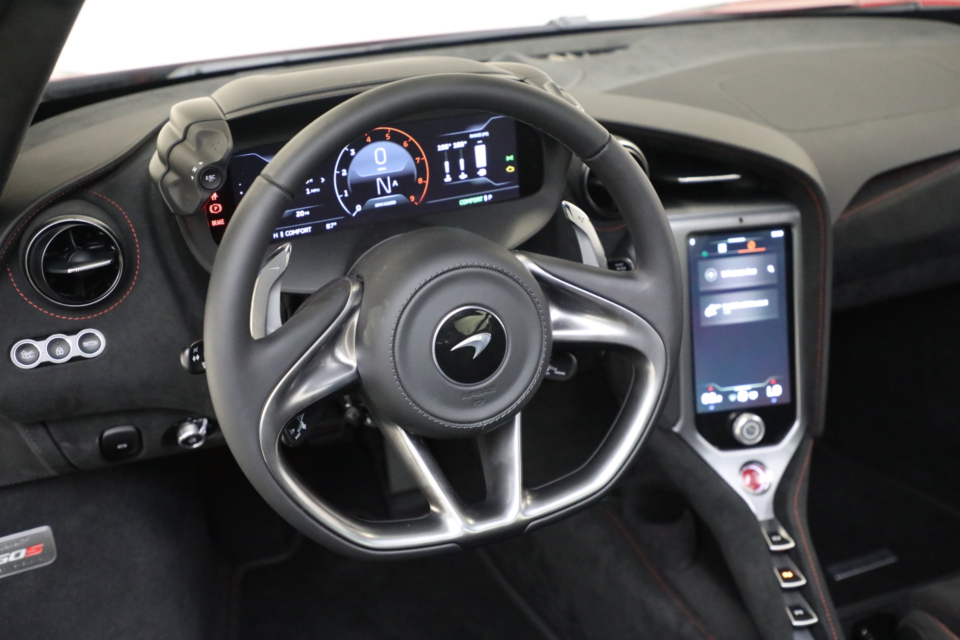 New-2024-McLaren-750S-Performance