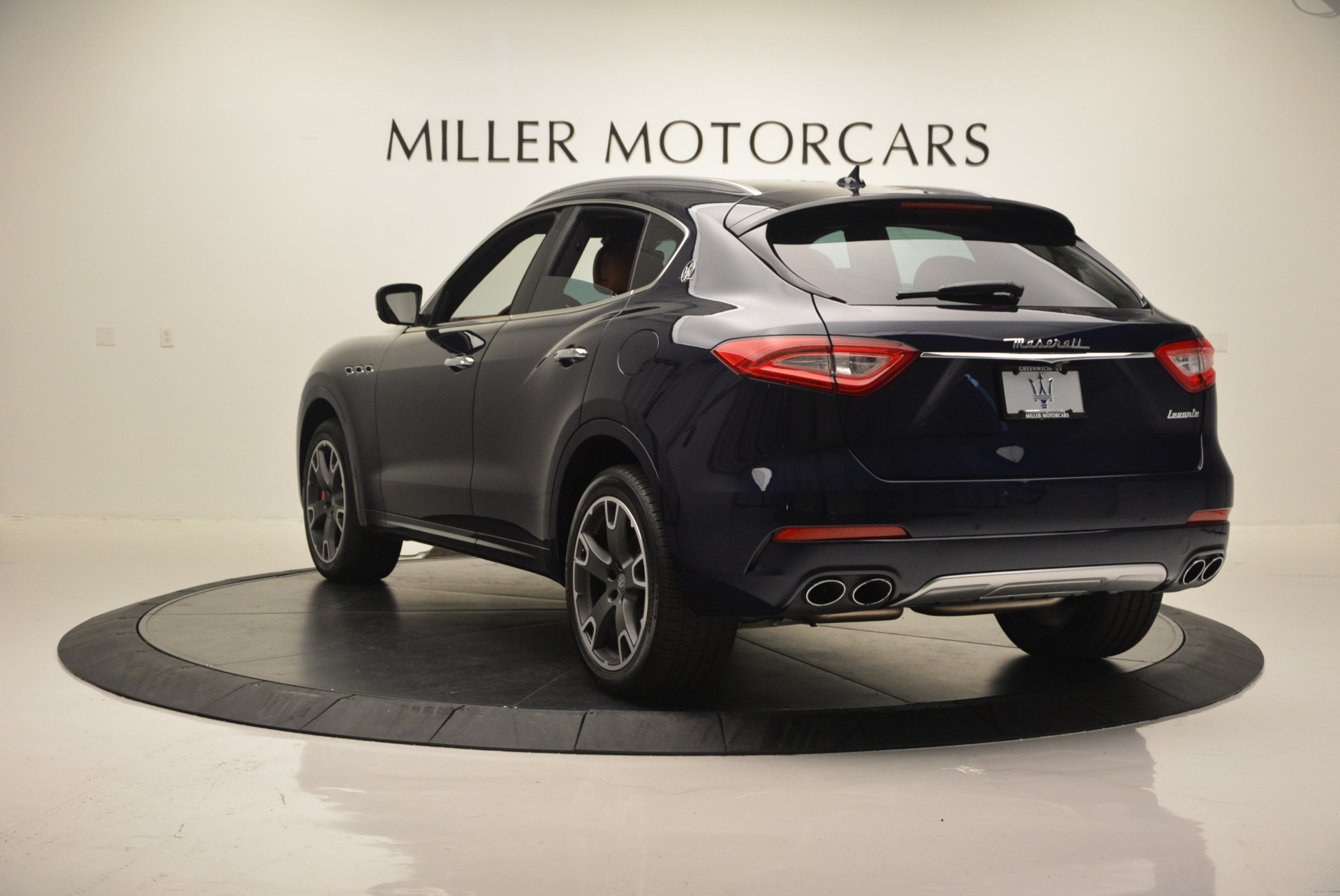 New-2017-Maserati-Levante-S