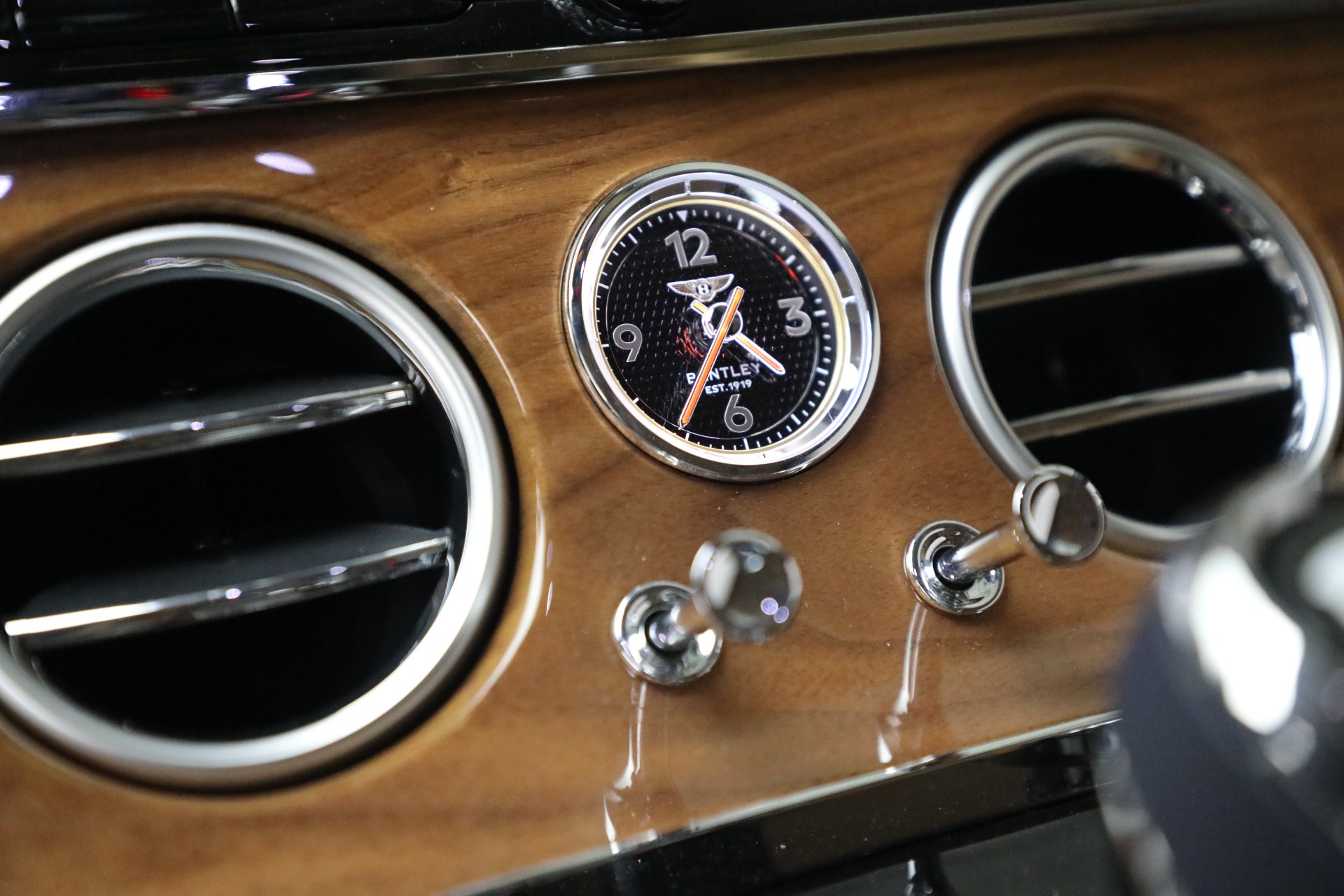 New-2024-Bentley-Continental-GT-Edition-8