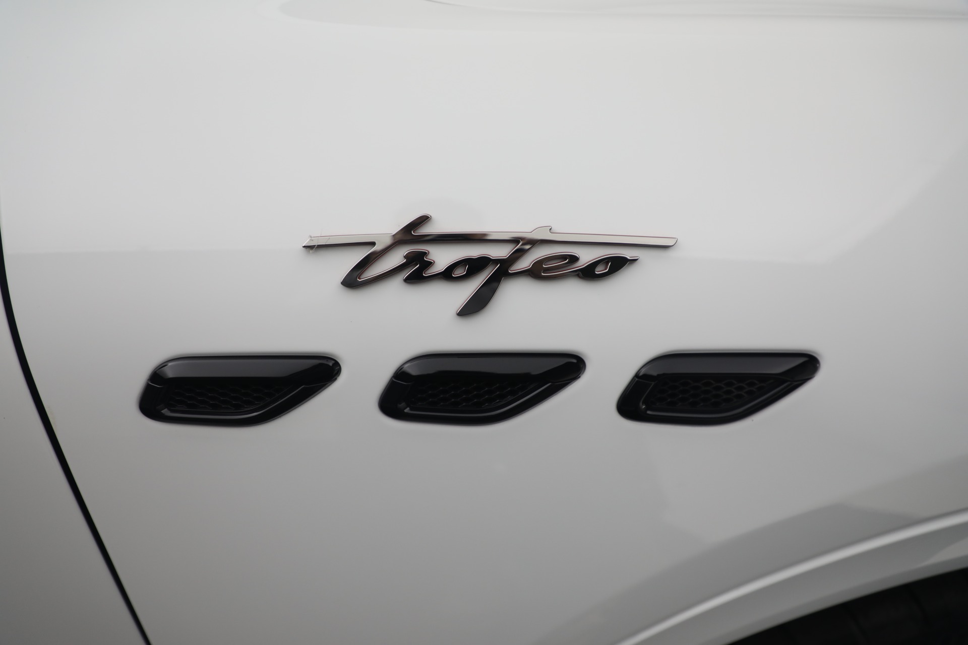 New-2024-Maserati-Grecale-Trofeo