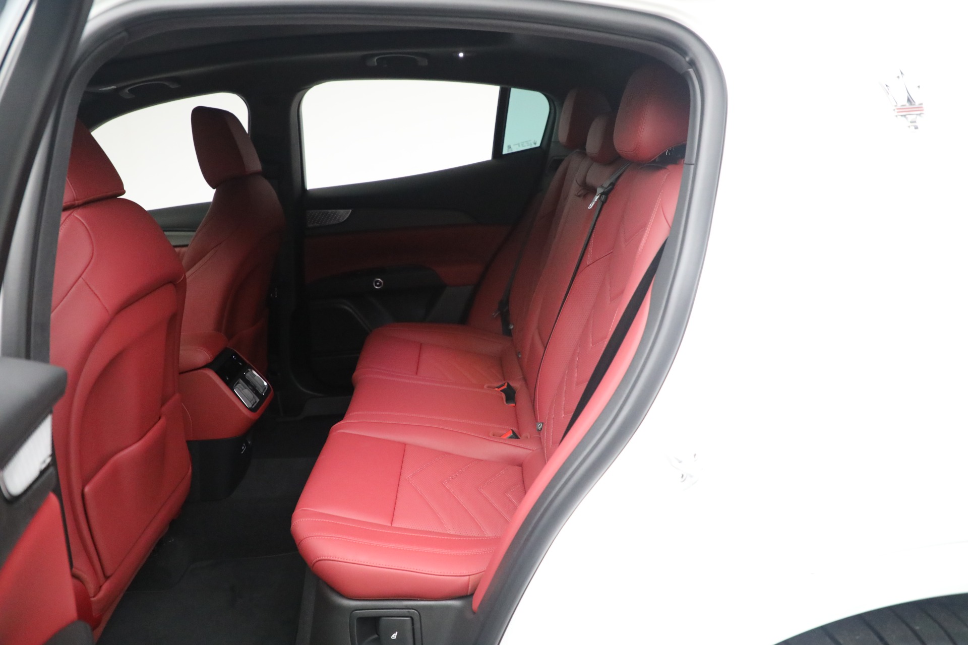 New-2024-Maserati-Grecale-Trofeo