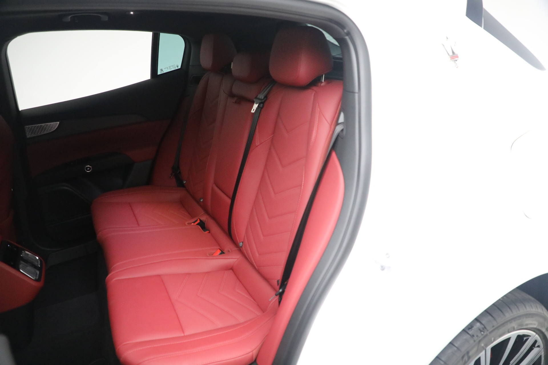 New-2024-Maserati-Grecale-Trofeo