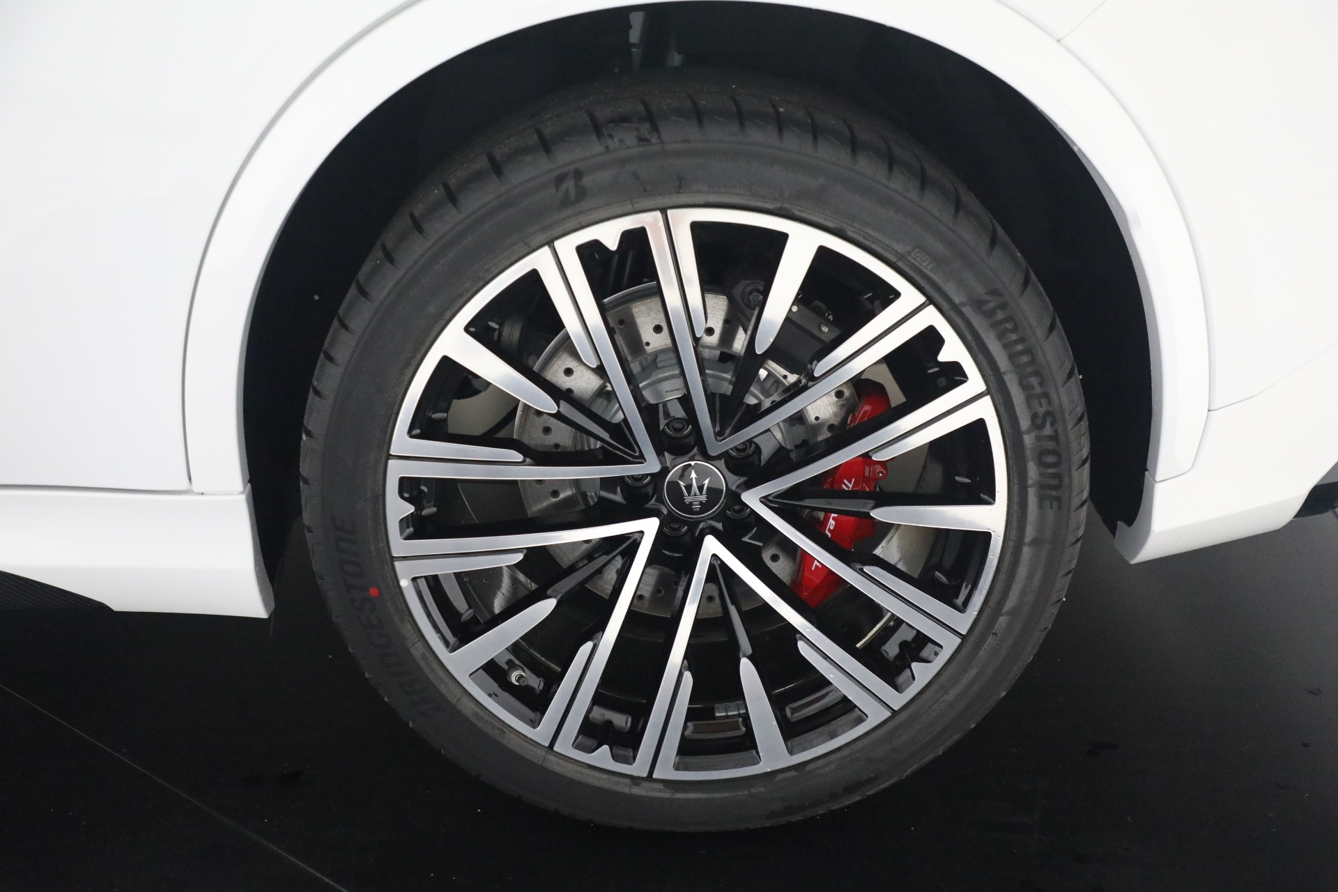 New-2024-Maserati-Grecale-Trofeo