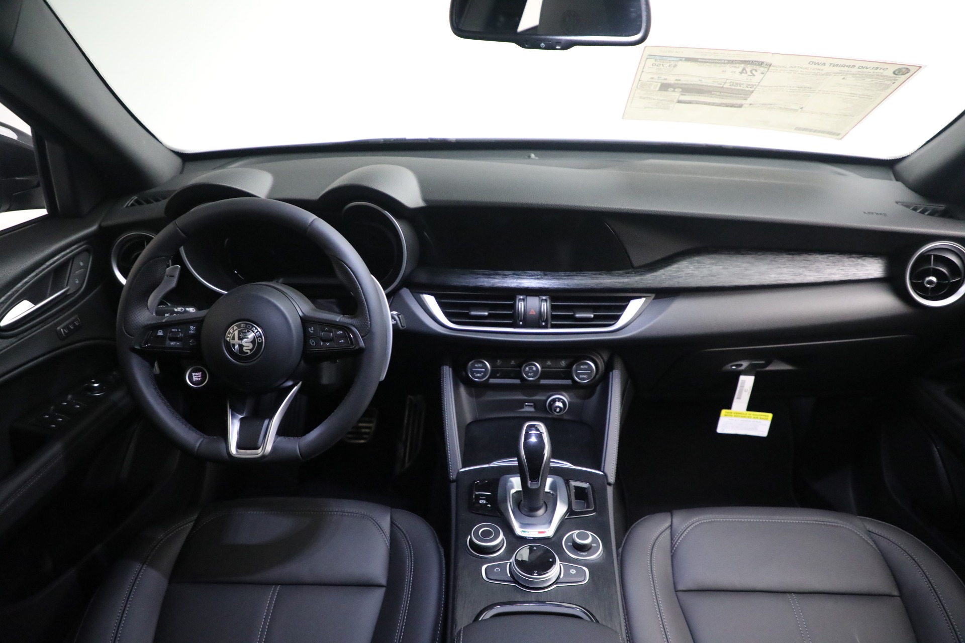 New-2024-Alfa-Romeo-Stelvio-Sprint