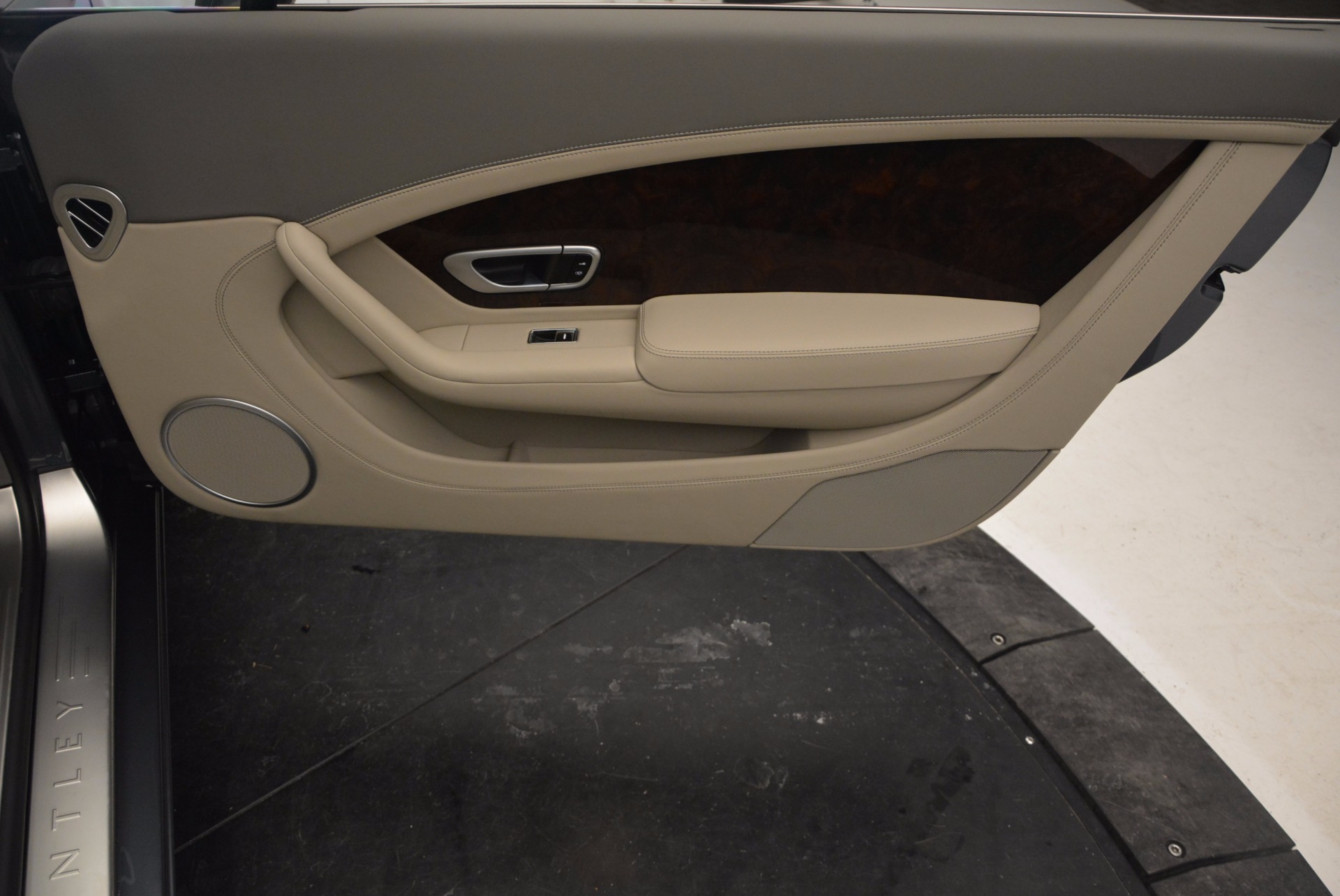 Used-2014-Bentley-Continental-GT-V8