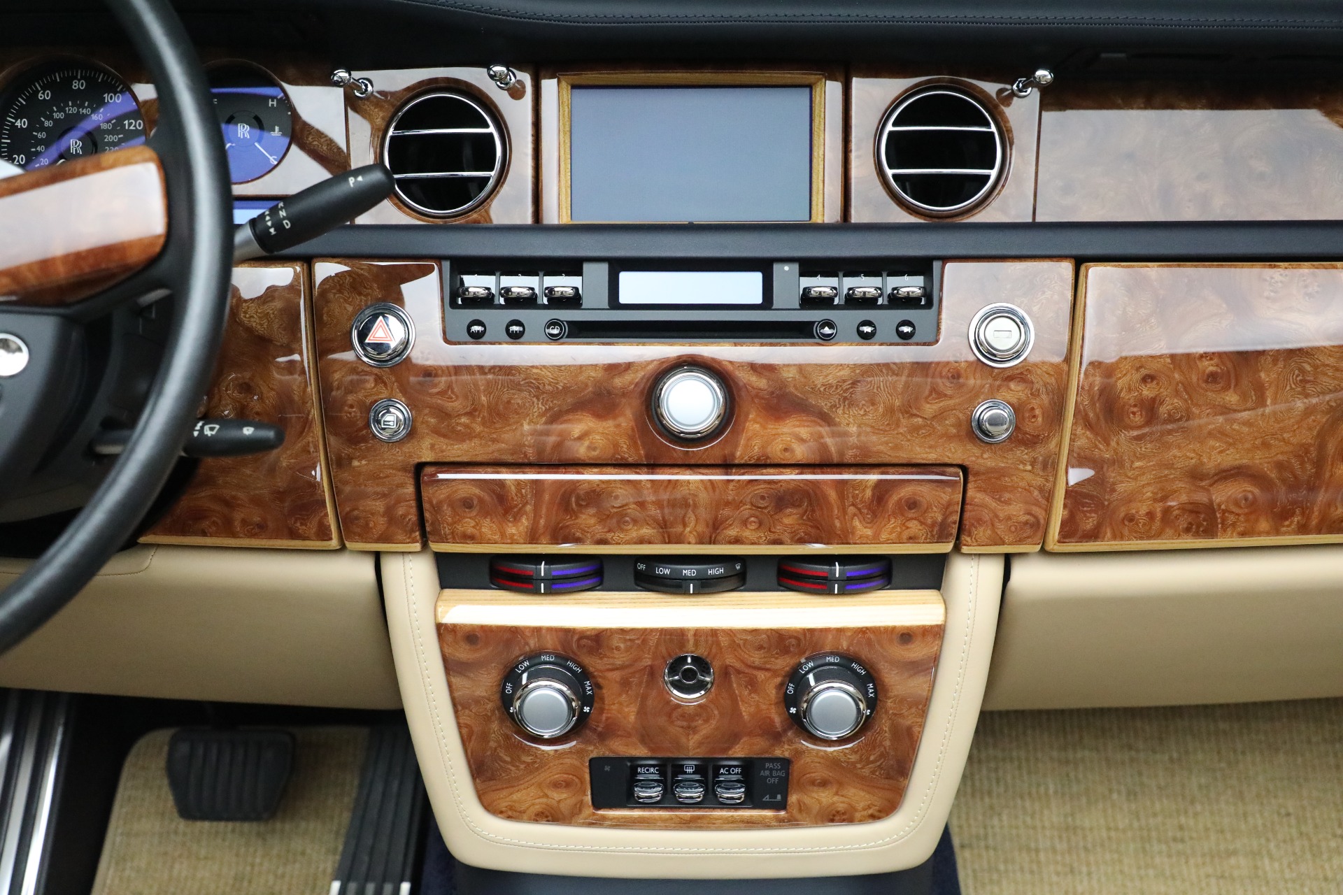 Used-2009-Rolls-Royce-Phantom-Drophead-Coupe