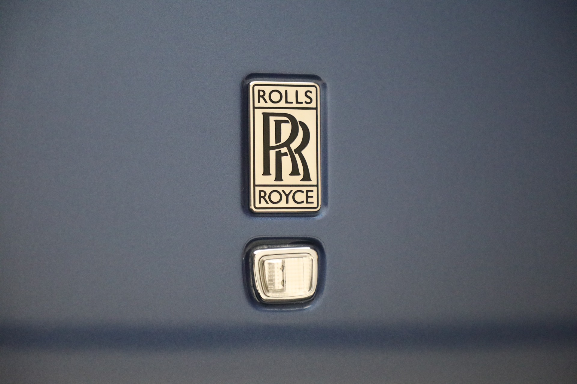 Used-2009-Rolls-Royce-Phantom-Drophead-Coupe