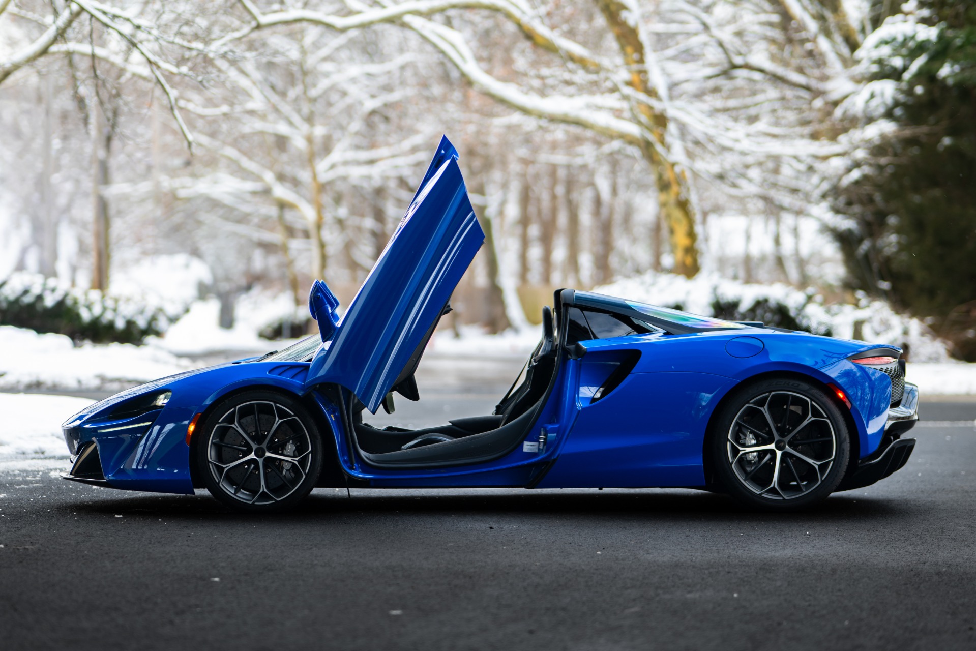 New-2025-McLaren-Artura-Spider-Performance
