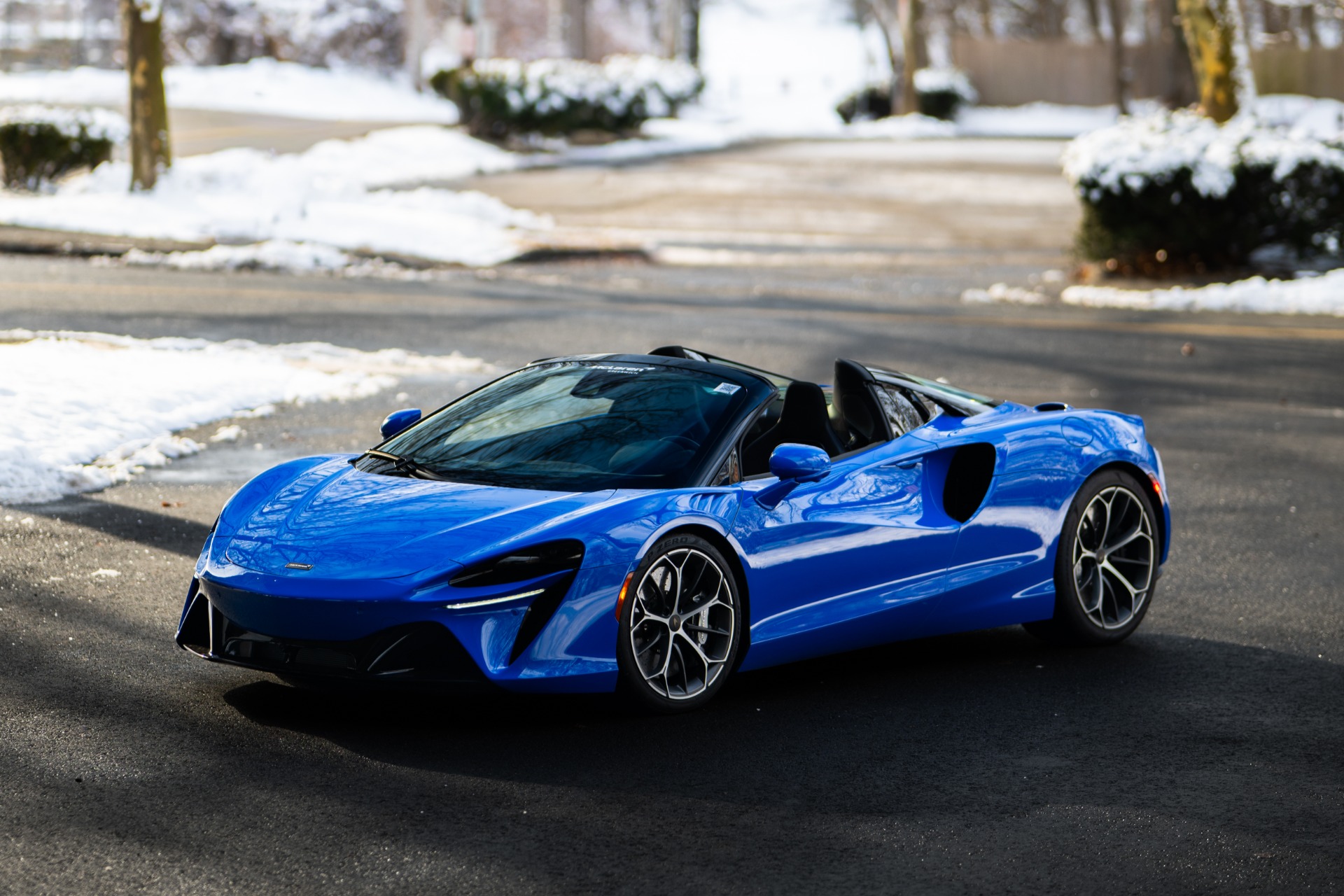 New-2025-McLaren-Artura-Spider-Performance