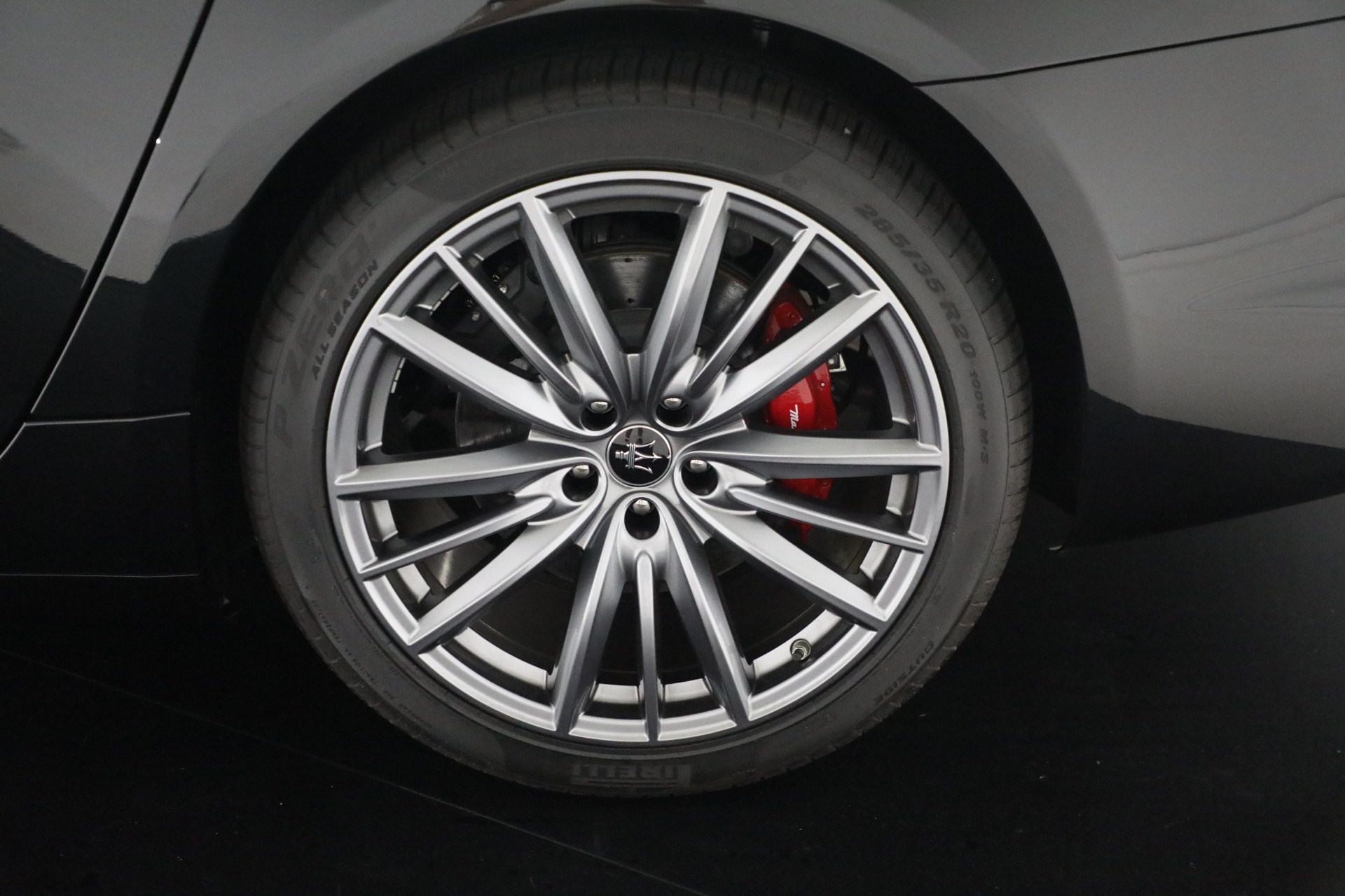 New-2024-Maserati-Quattroporte-Modena-Ultima-Q4