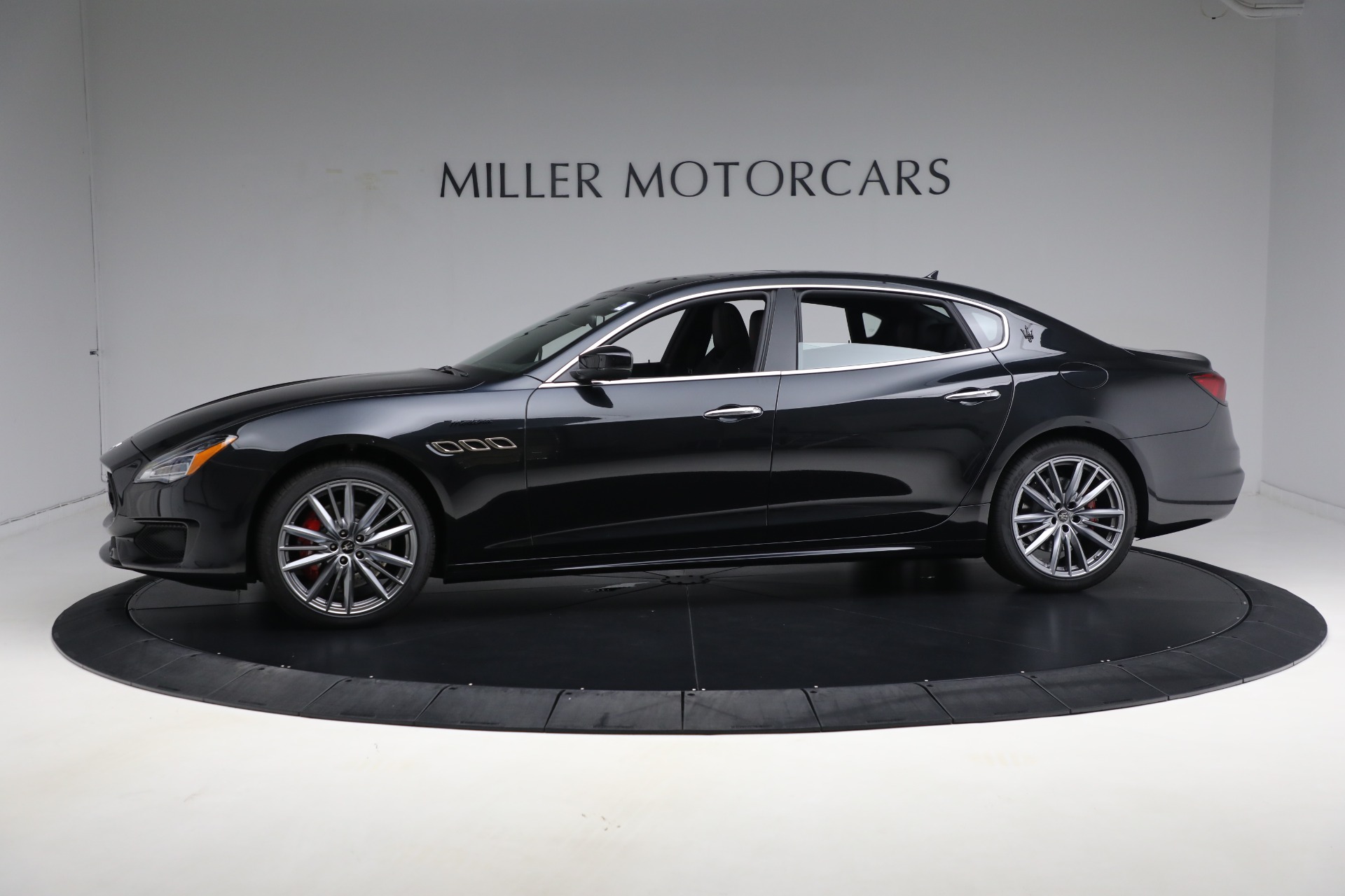 New-2024-Maserati-Quattroporte-Modena-Ultima-Q4
