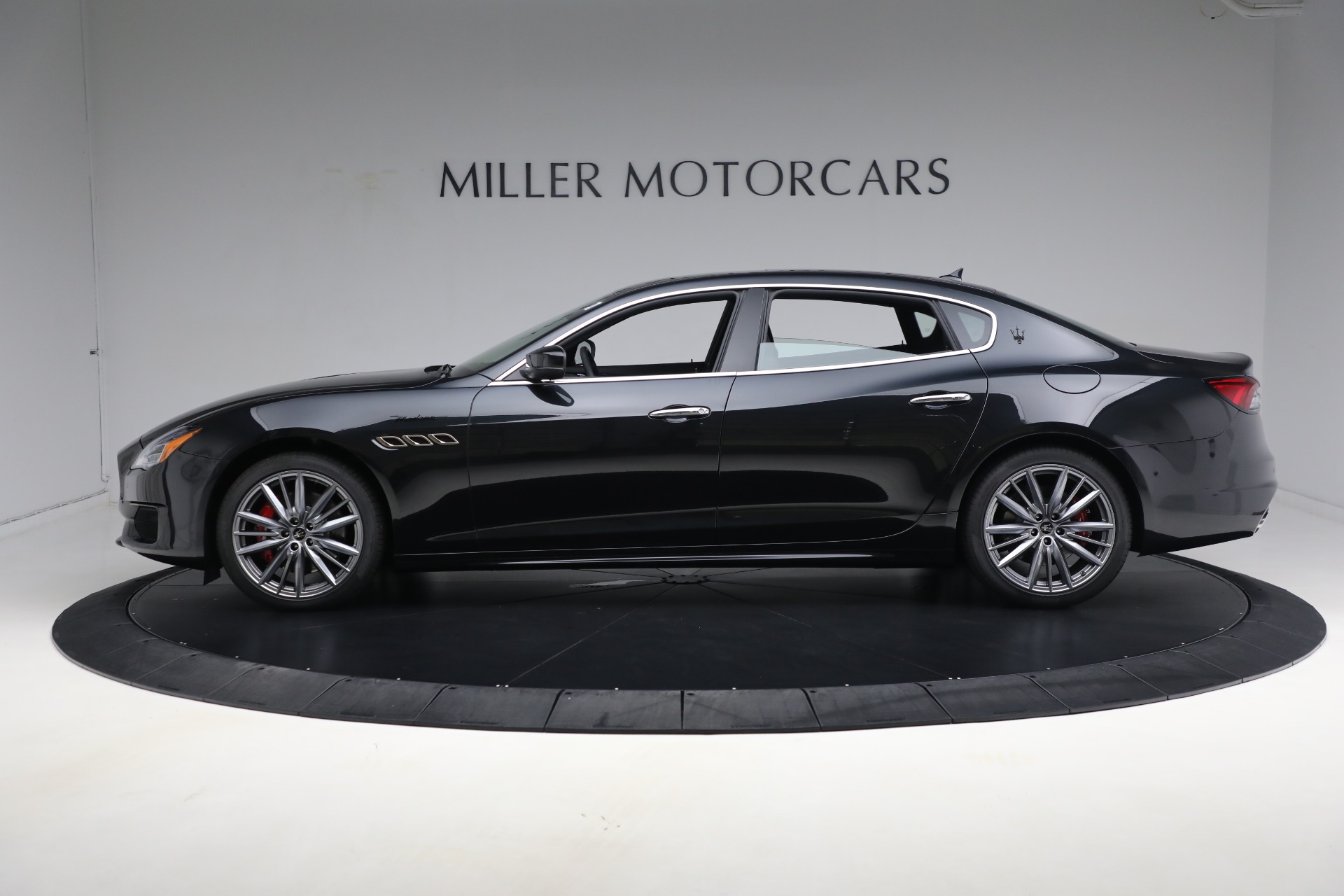 New-2024-Maserati-Quattroporte-Modena-Ultima-Q4