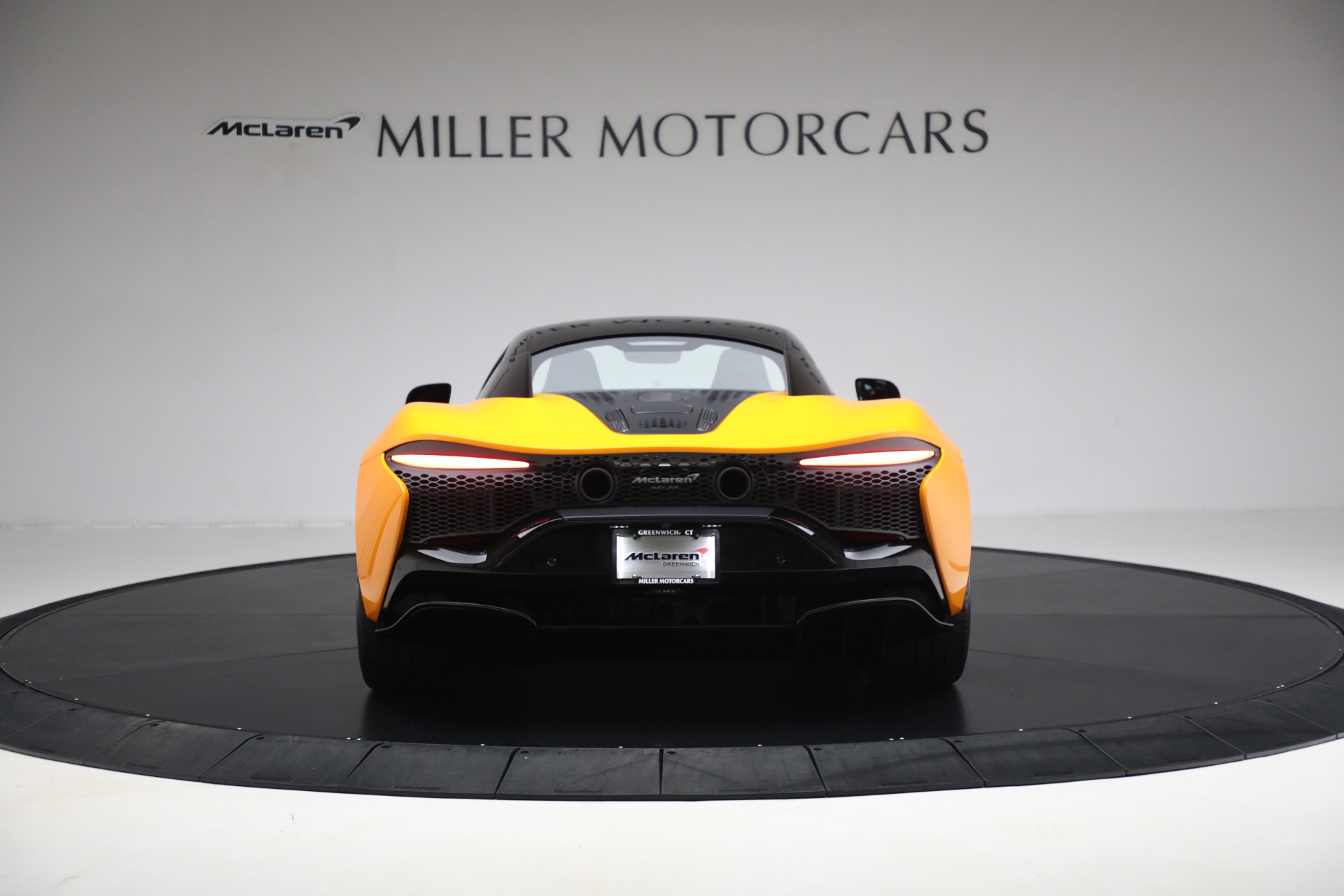 New-2025-McLaren-Artura-TechLux