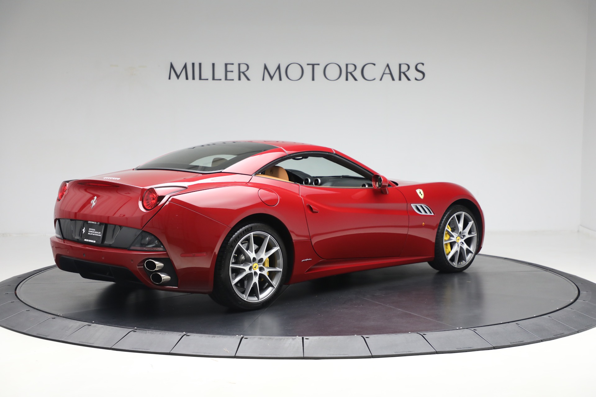 Used-2013-Ferrari-California
